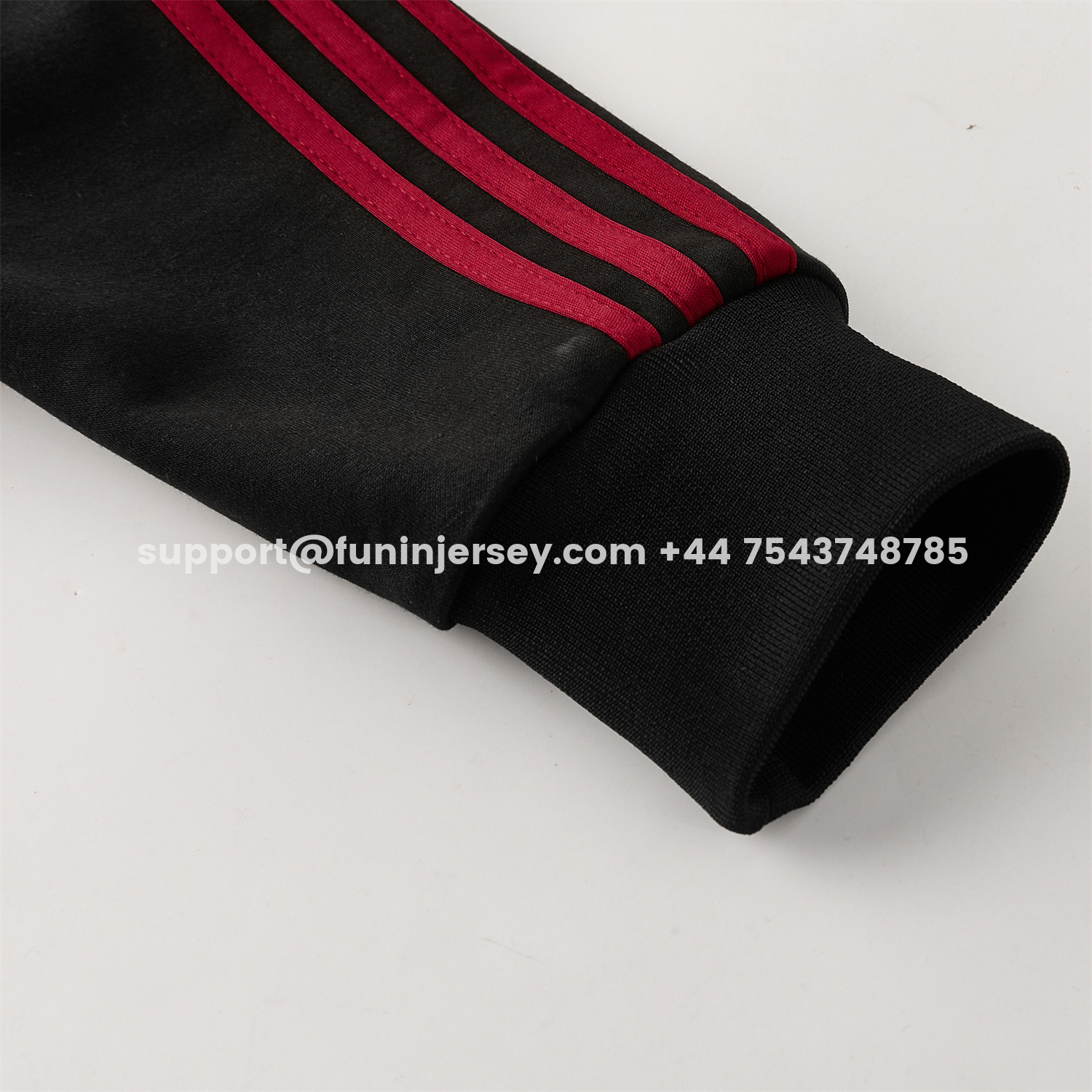 Funinjersey-Liver.pool 25-26 Hooded Windbreaker Training Set - Black Top & Black Pants