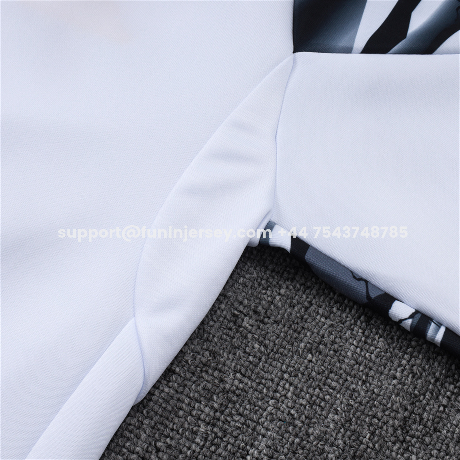 Funinjersey-Real Madrid 25-26 Unsponsored Long Sleeve Training Set - White Top & Black Pants