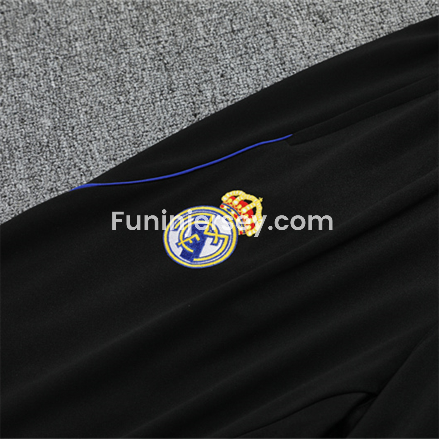 Funinjersey-Real Madrid 25-26 Kids Long Sleeve Training Set - Yellow, White and Blue Camouflage Top and Black Pants