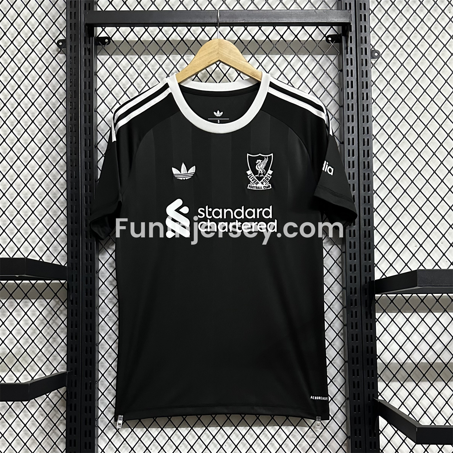Funinjersey-Liver.pool 25-26 Black Trefoil Goalkeeper Jersey - Fans Version