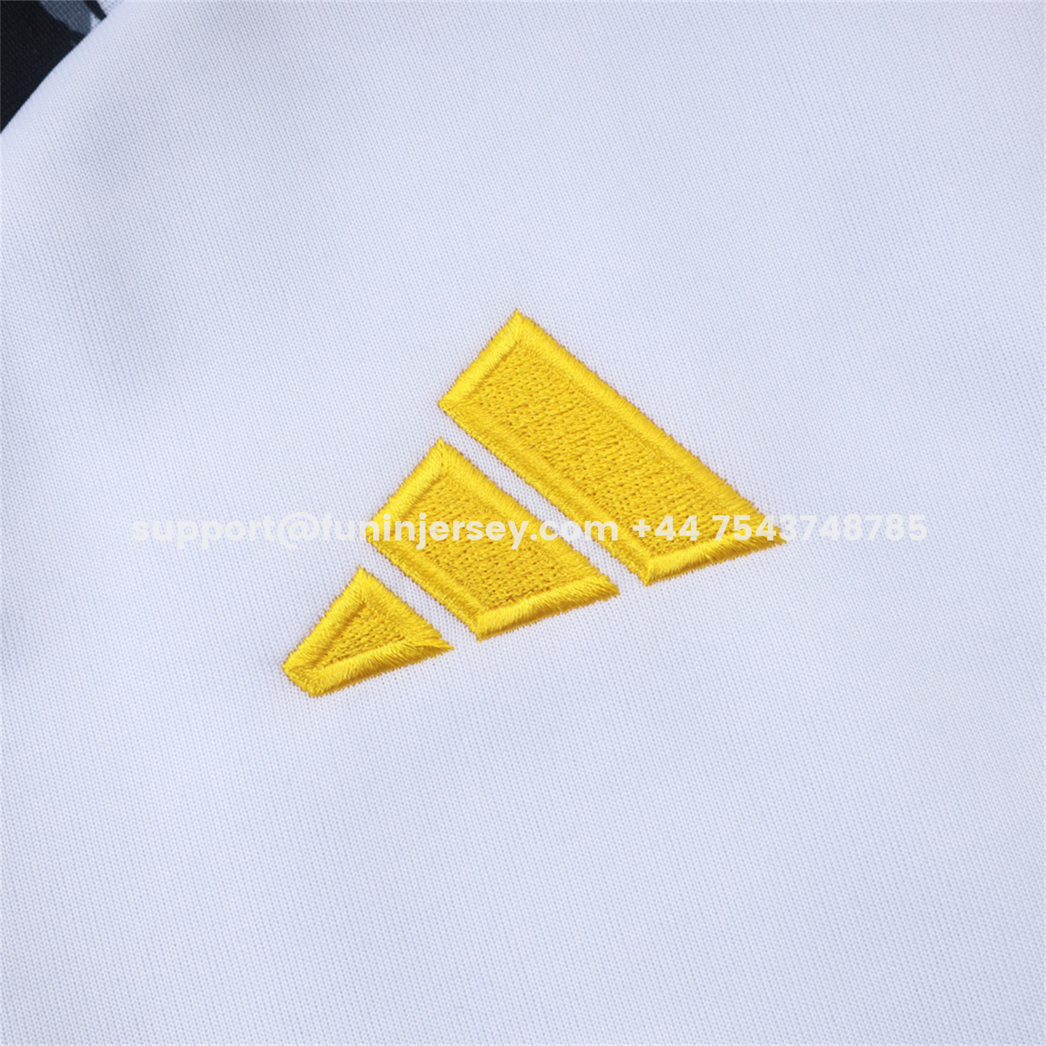 Funinjersey-Real Madrid 25-26 Unsponsored Long Sleeve Training Set - White Top & Black Pants