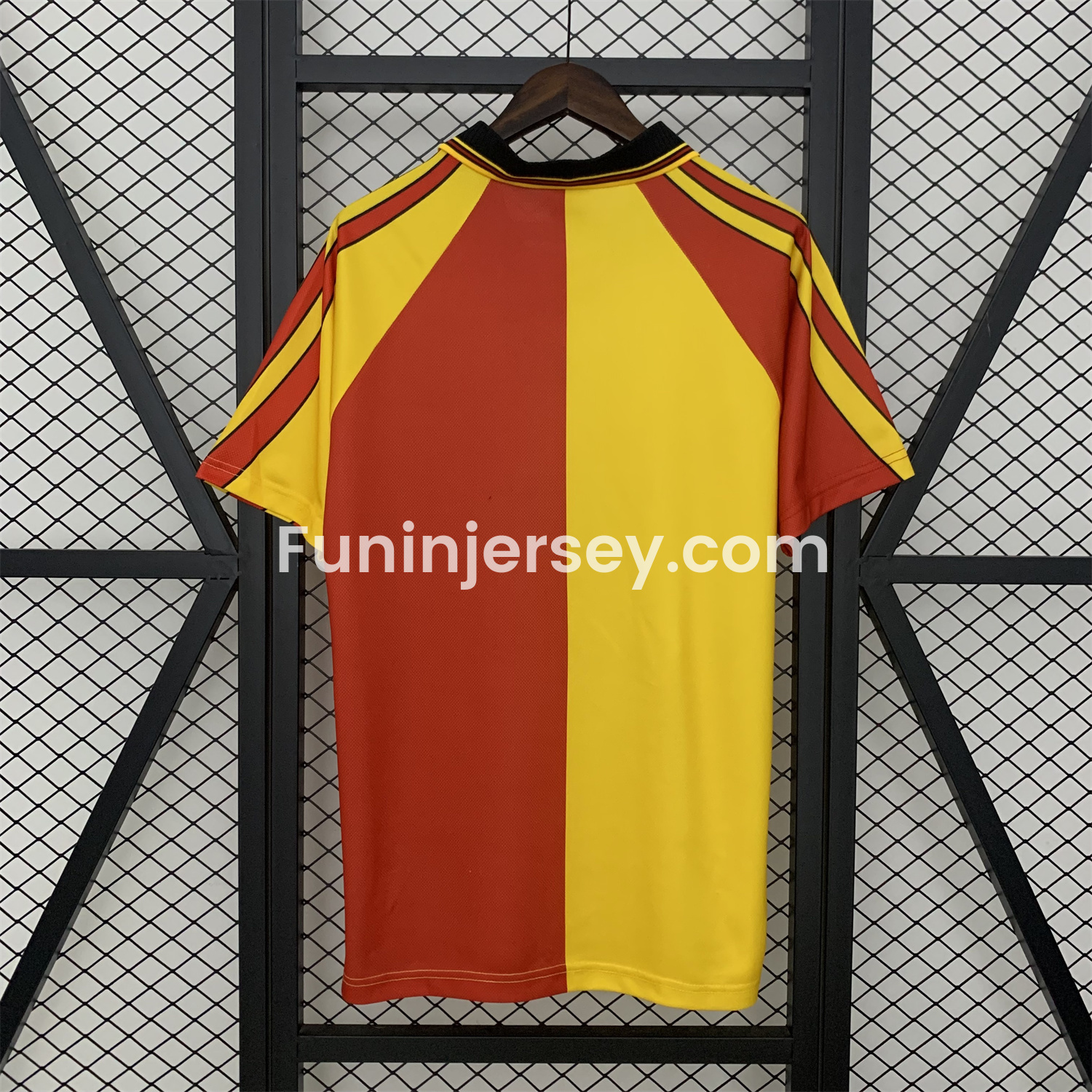 Funinjersey-Retro Galatasaray 1998-99 Home Jersey