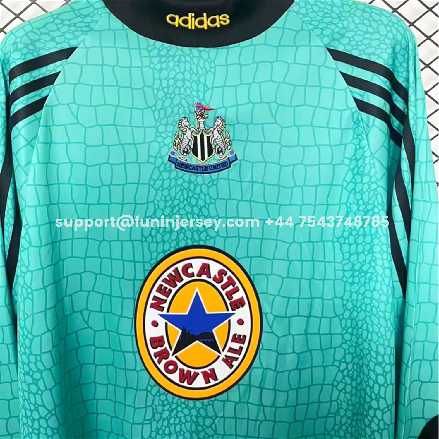 Funinjersey-Retro Newcastle United 1997-98 Long Sleeves Cyan Goalkeeper Jersey