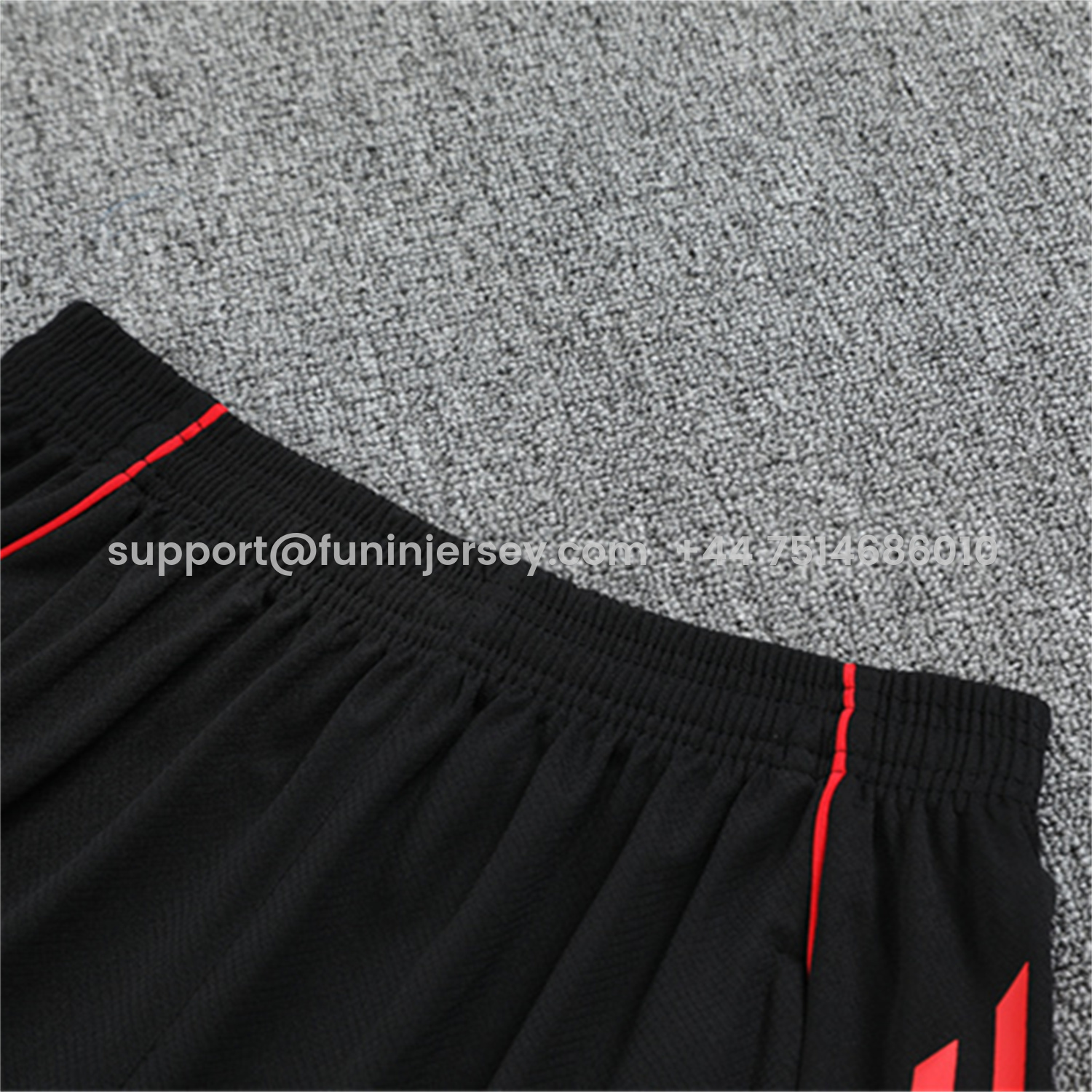 Funinjersey-Liver.pool 25-26 Short-Sleeve Training Set - Black Top & Black Shorts