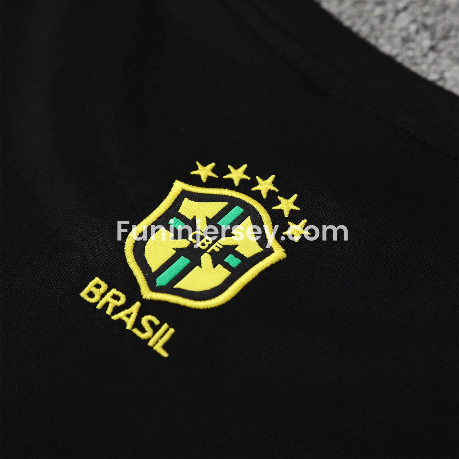 Funinjersey-Brazil 25-26 Yellow Jesus Statue Short-Sleeve Training Set - Yellow Top & Black Shorts