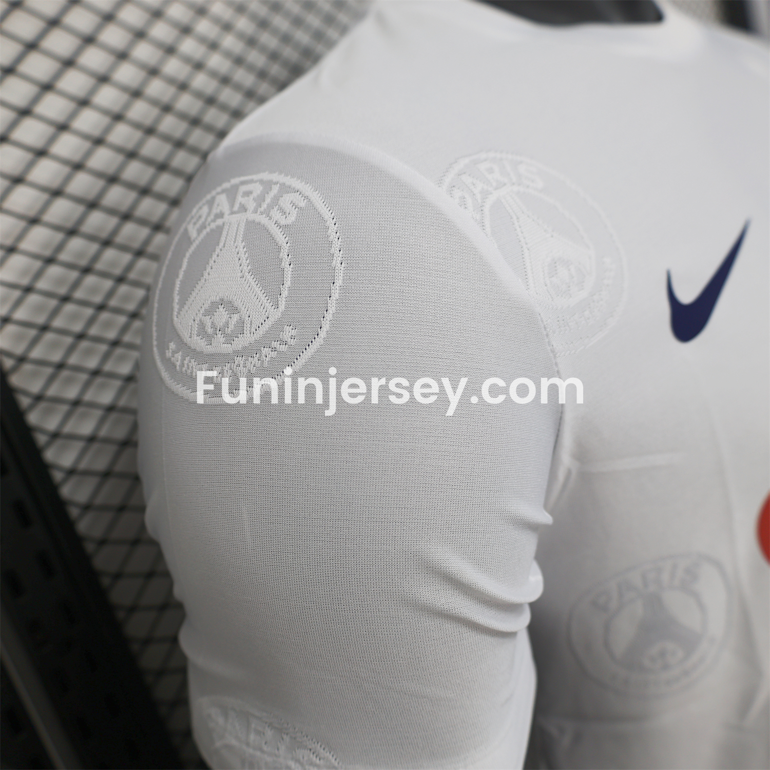 Funinjersey-Paris Saint-Germain PSG 25-26 White Jersey with Team Logo Decoration and Gradient Advertising - Player Version