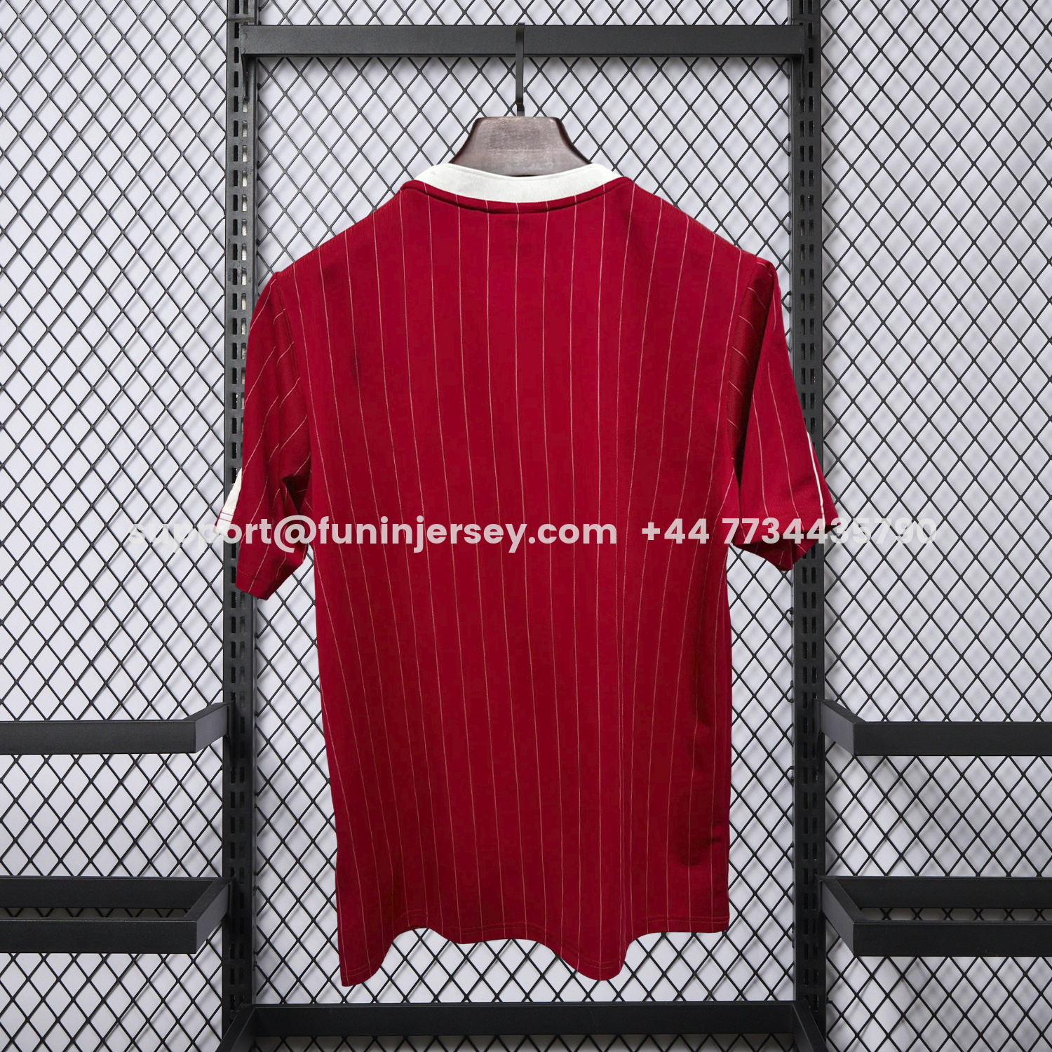 Funinjersey-Manchester United 25-26 Trefoil Red Travel Jersey - Fans Version