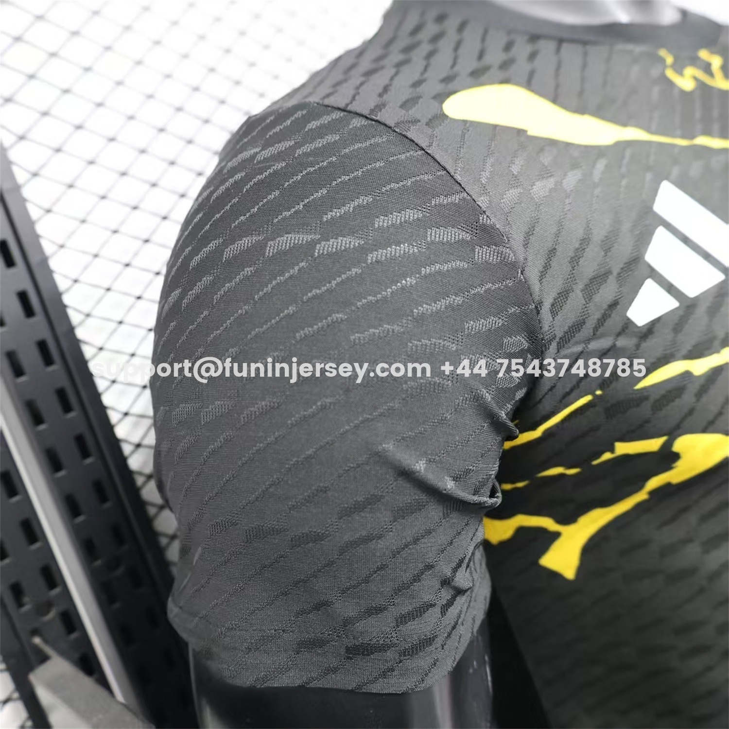 Funinjersey-Real Madrid 25-26 Black Thunder Comics Special Jersey - Player Version