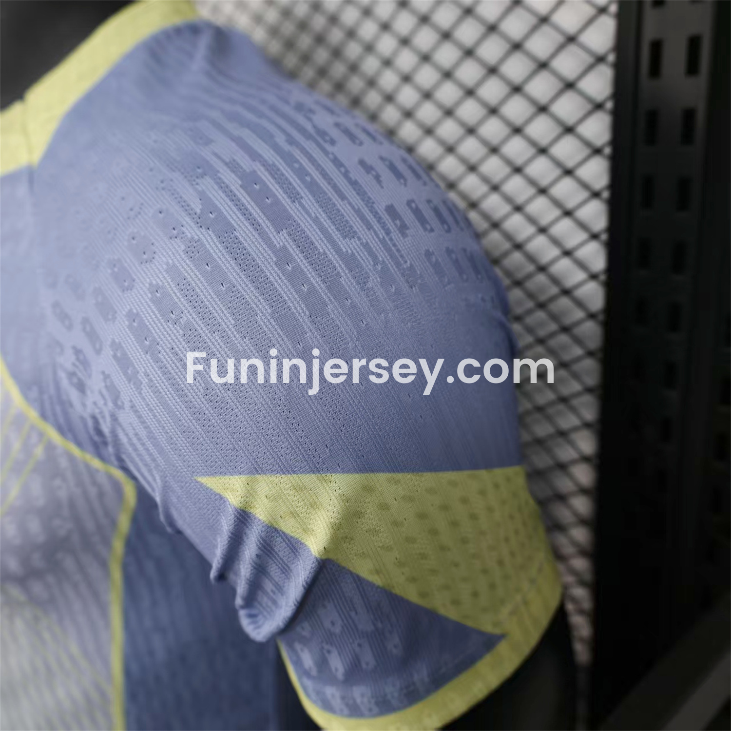 Funinjersey-Barcelona 25-26 T90 Blue and White Gradient and Yellow Lines Special Jersey - Player Version