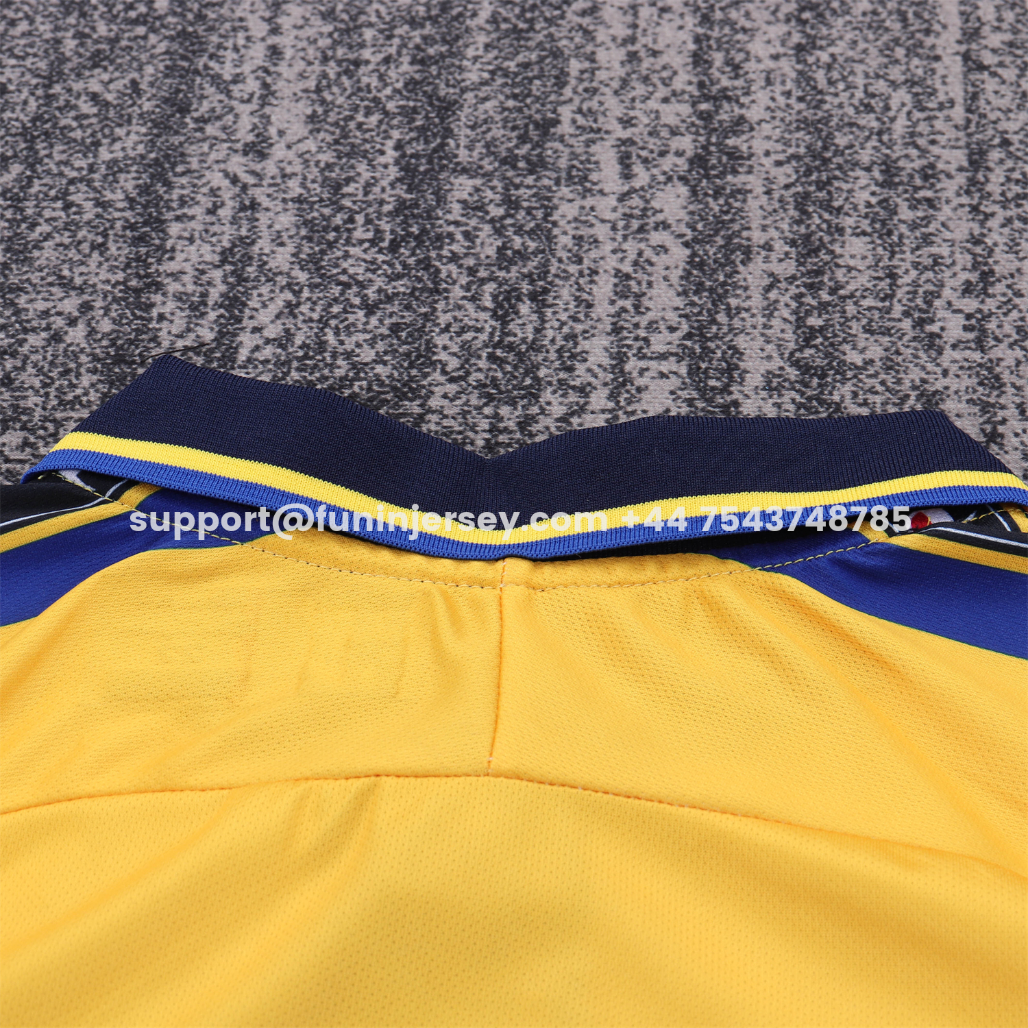 Funinjersey-Retro Parma 1999-00 Home Kids Kit