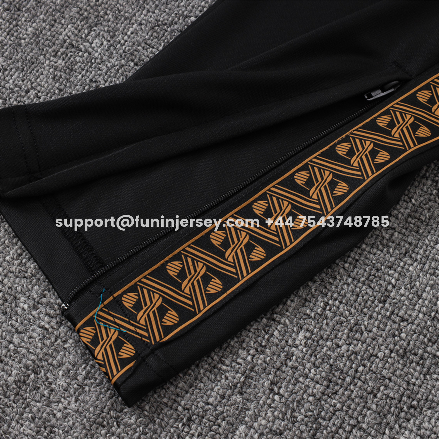 Funinjersey-Portugal 2026 Long Sleeve Training Set - Gold Lines Black Top & Pants