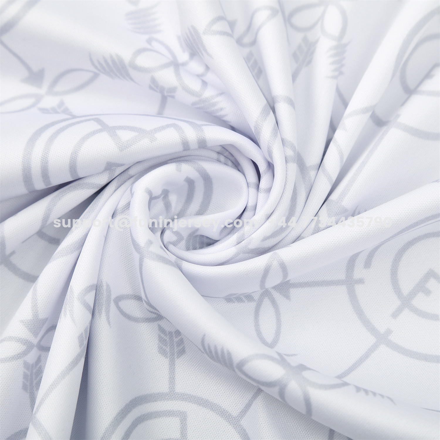 Funinjersey-Real Madrid 25-26 Vest Training Set - Blue Edge White Vest & Black Shorts