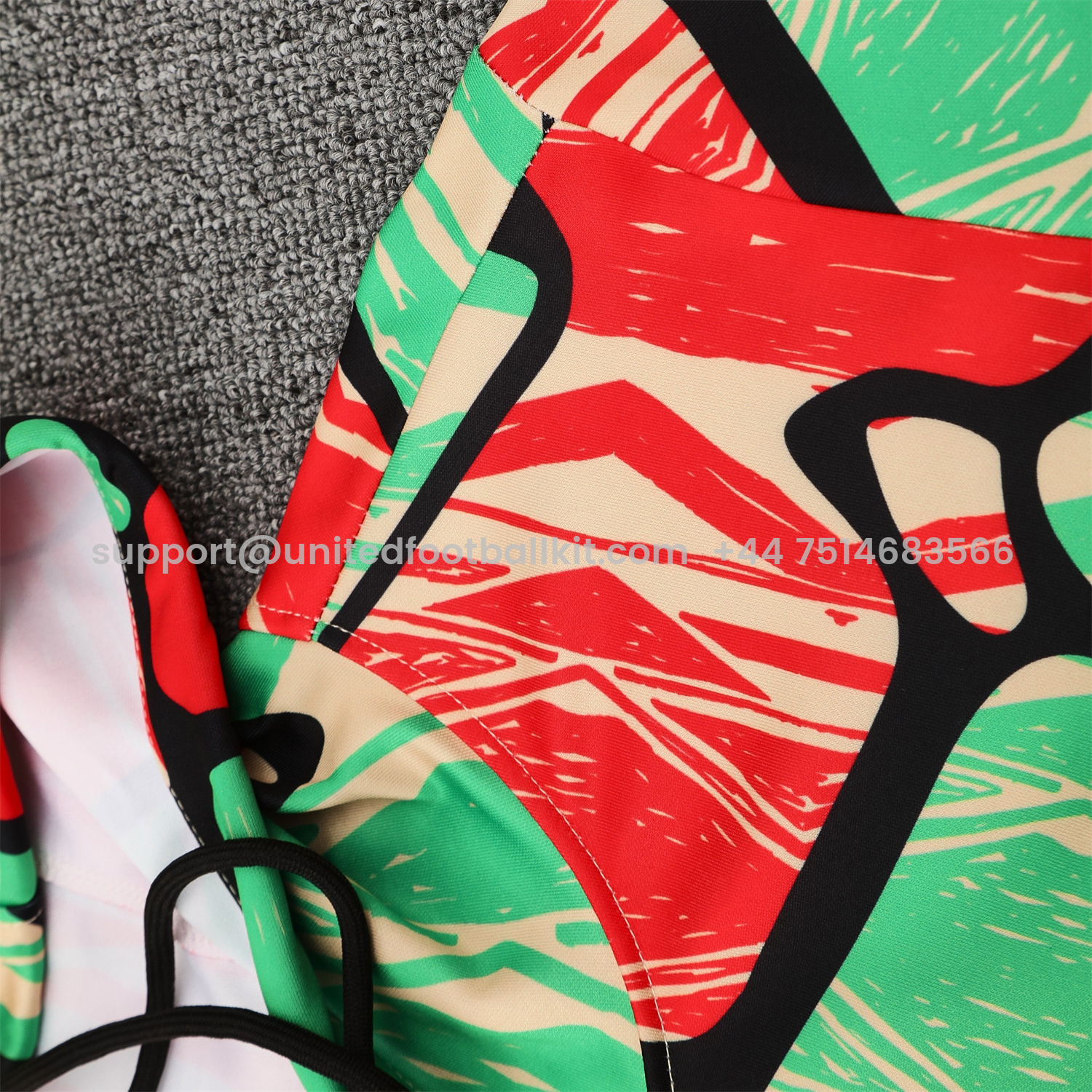 Unitedfootballkit.com | Arsenal 25-26 Training Hoodie Set - Red Green Hoodie and Black Pants -Customize Name, Number and Patch | Worldwide Shipping