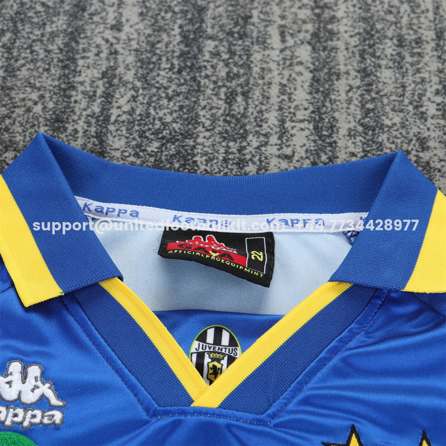 Unitedfootballkit.com | Retro Juventus 1995-96 Away Kids Kit -Customize Name, Number and Patch | Worldwide Shipping