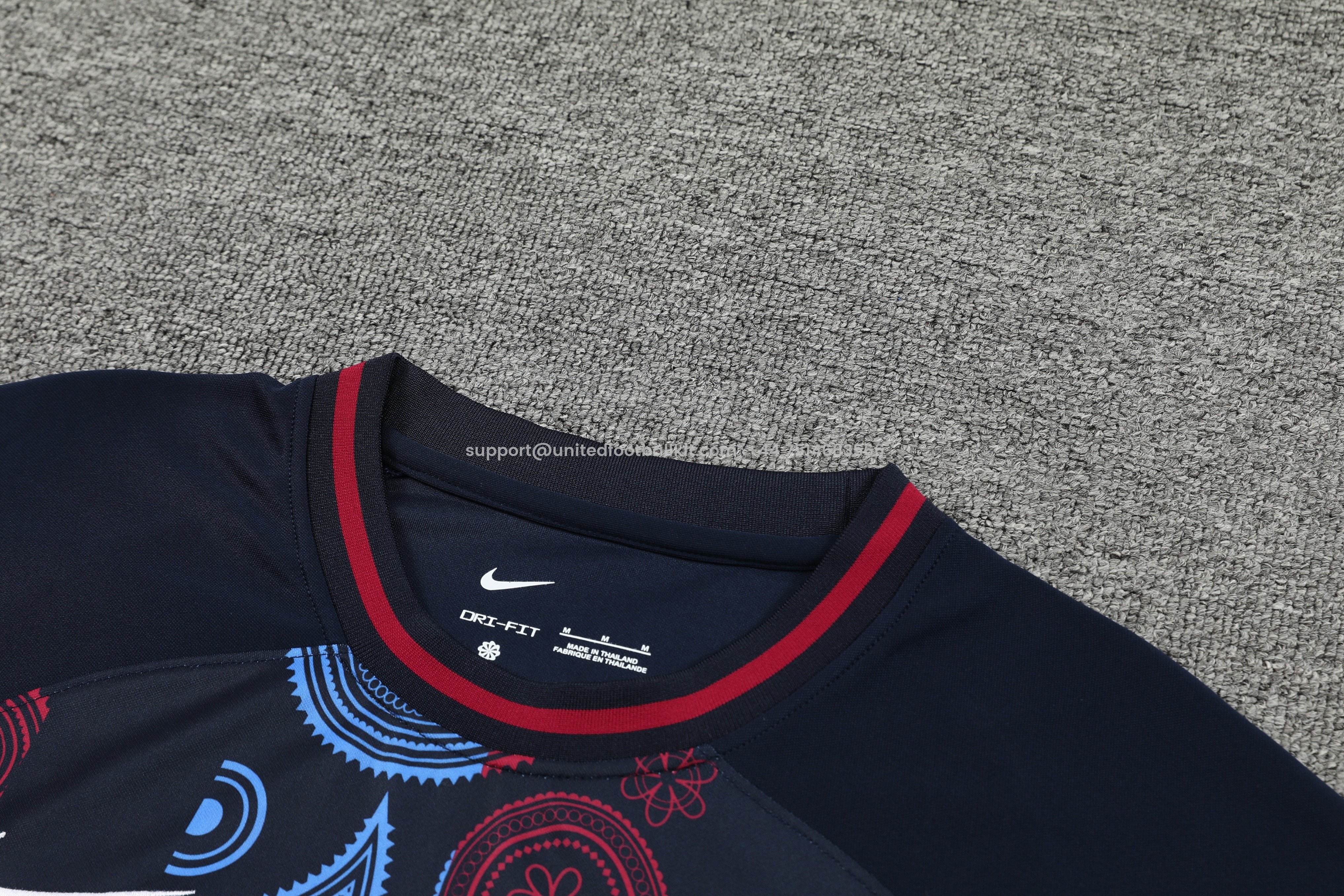 Unitedfootballkit.com | Barcelona 24-25 Short-Sleeve Training Set - Blue with Pattern -Customize Name, Number and Patch | Worldwide Shipping