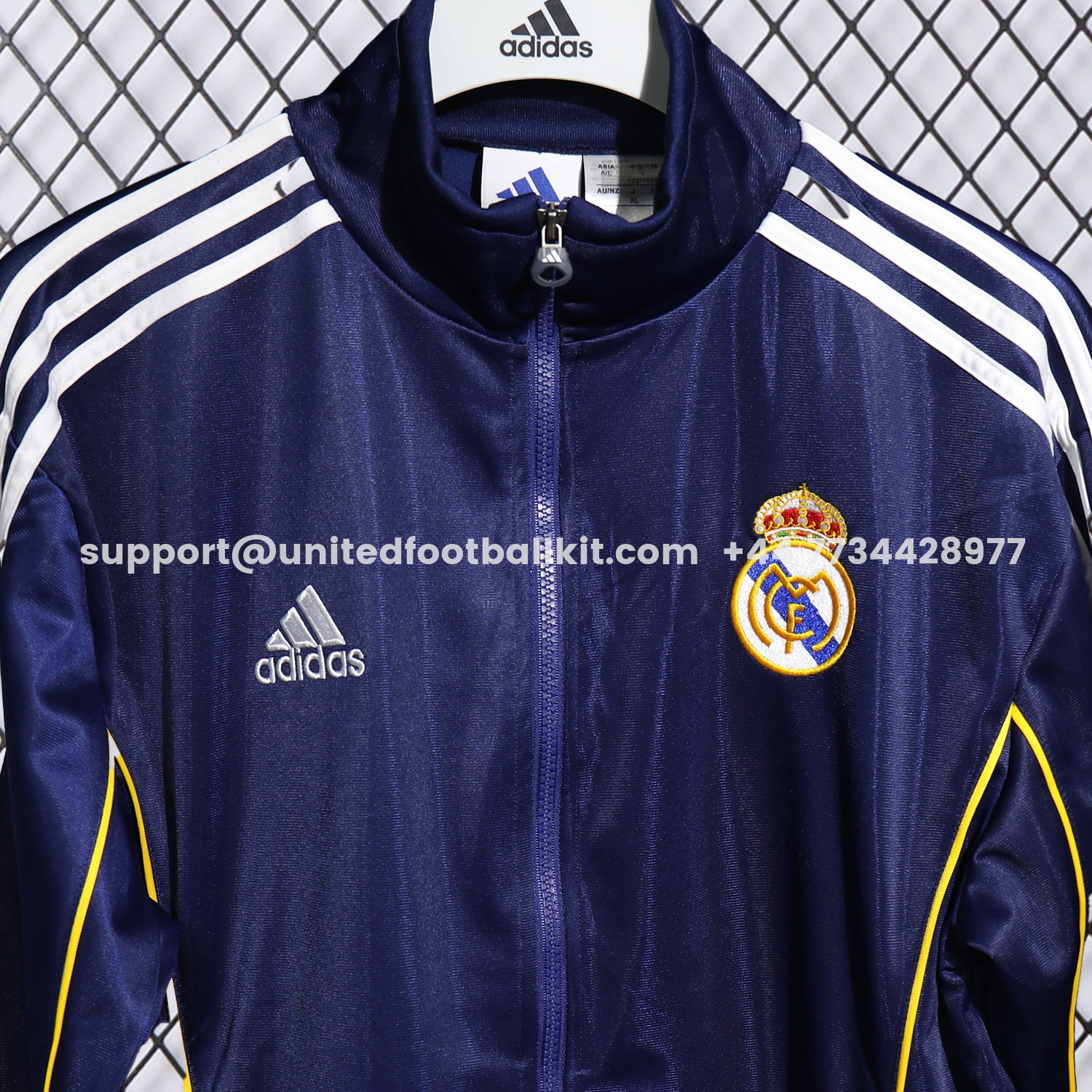 Unitedfootballkit.com | Real Madrid 25-26 Pure Color Yellow Lines Training Set - Dark Blue Top and Dark Blue Pants -Customize Name, Number and Patch | Worldwide Shipping