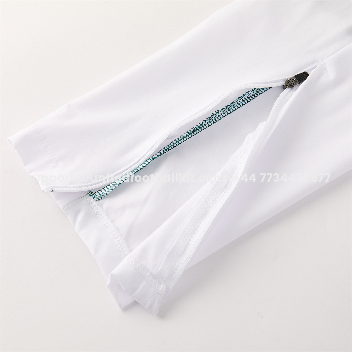 Unitedfootballkit.com | Italy 2026 Hooded Windbreaker Training Set - White Top & Green Pants -Customize Name, Number and Patch | Worldwide Shipping