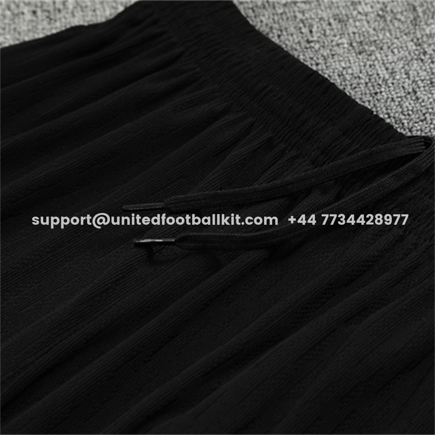 Unitedfootballkit.com | Paris Saint-Germain PSG 25-26 Long Sleeve Training Set - Player Version - Black Top and Black Pants -Customize Name, Number and Patch | Worldwide Shipping