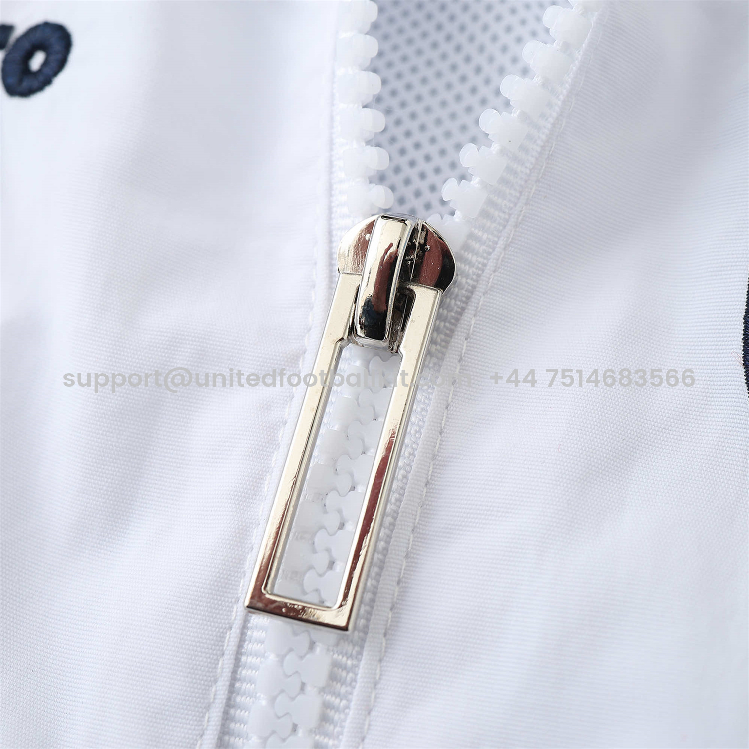 Unitedfootballkit.com | Retro England 1998 White Windbreaker -Customize Name, Number and Patch | Worldwide Shipping