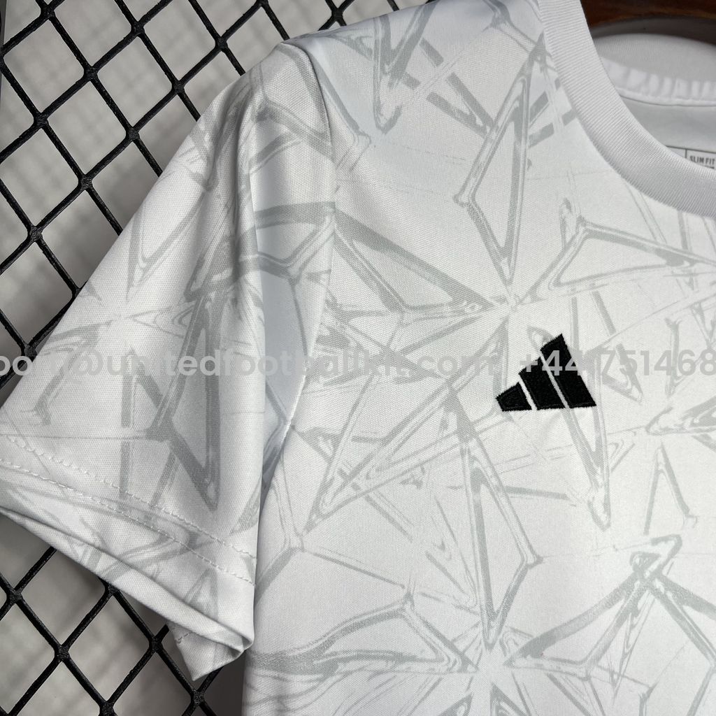 Unitedfootballkit.com | Real Madrid 24-25 Pre-Match Training Kids Kit -Customize Name, Number and Patch | Worldwide Shipping