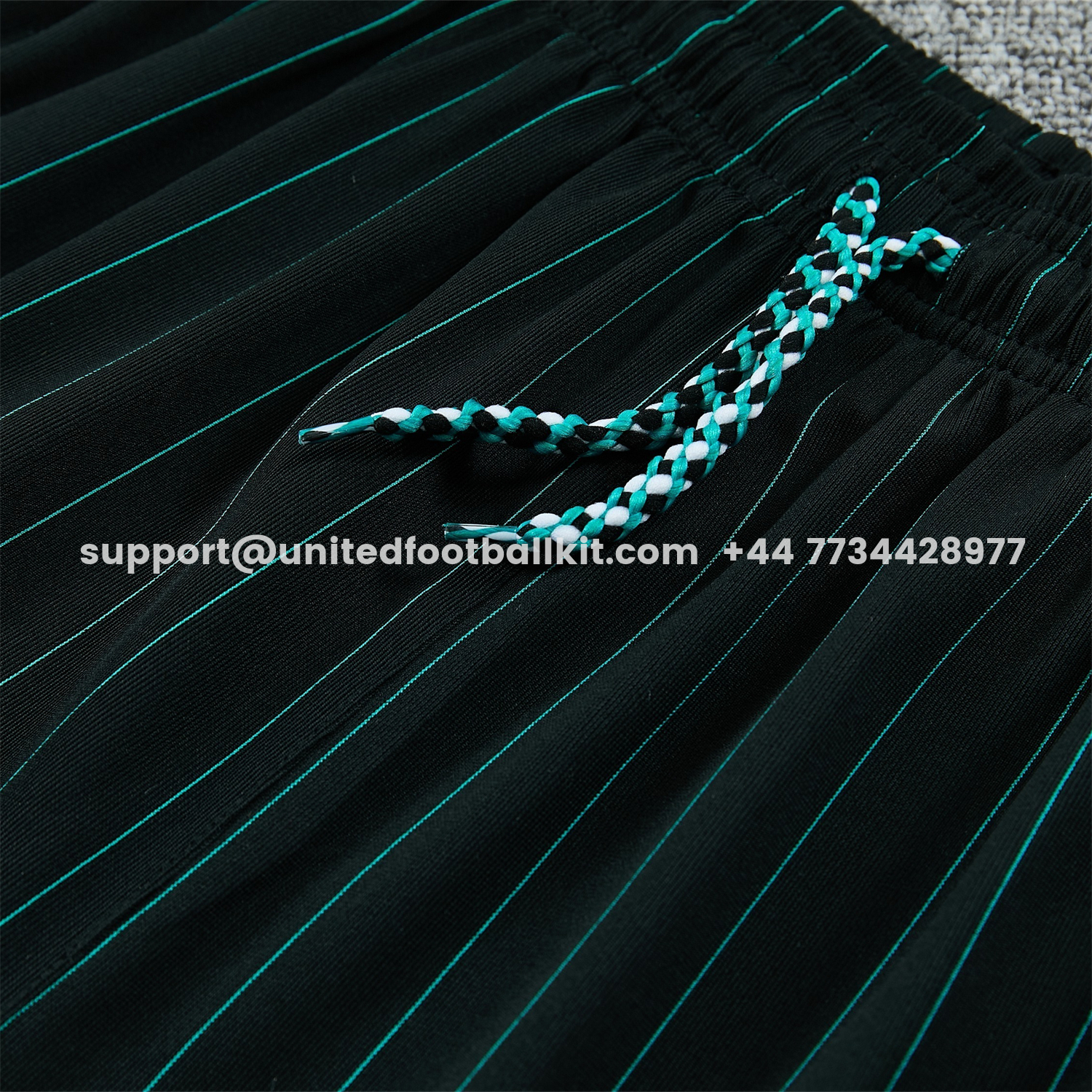 Unitedfootballkit.com | Liver.pool 25-26 Retro Style Short-Sleeve Training Set - Black With Teal Stripes And Accents Top & Pants -Customize Name, Number and Patch | Worldwide Shipping