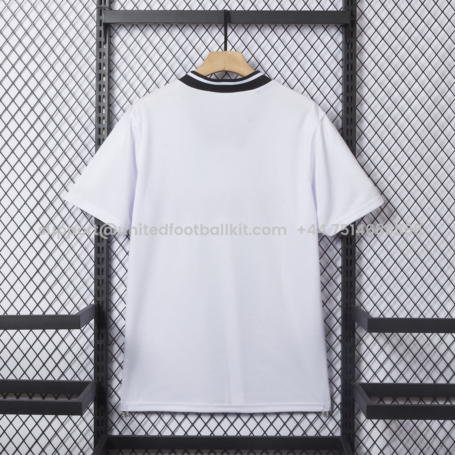 Unitedfootballkit.com | Retro Borussia Mönchengladbach 1996-97 Jersey -Customize Name, Number and Patch | Worldwide Shipping