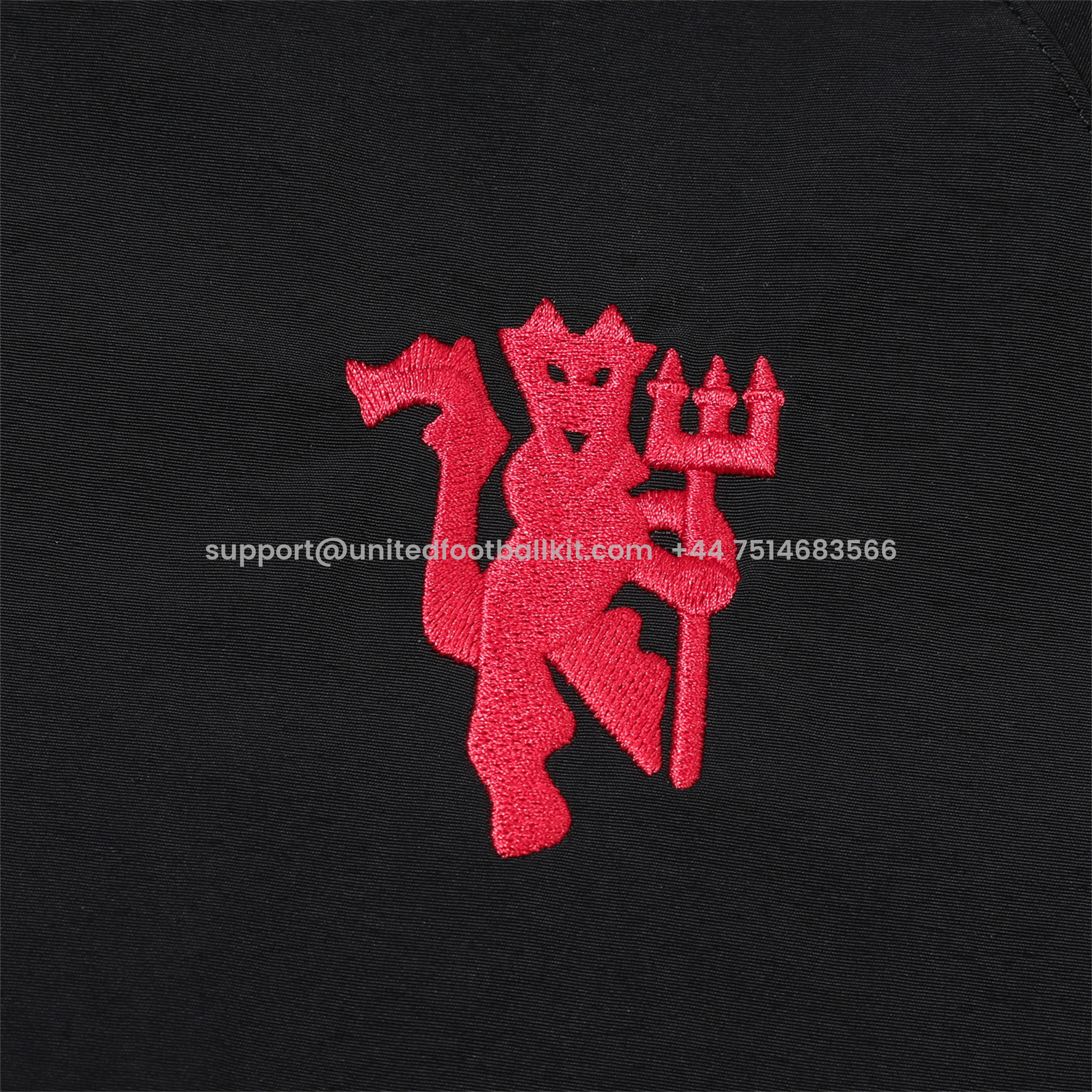 Unitedfootballkit.com | Manchester United 24-25 Black Throwback Windbreaker Suit - Jackets & Pants -Customize Name, Number and Patch | Worldwide Shipping