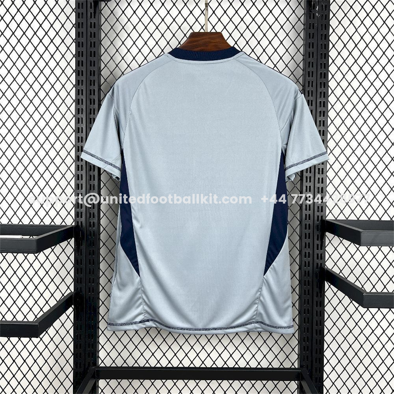 Unitedfootballkit.com | Cruzeiro 25-26 Grey Goalkeeper Jersey - Fans Version -Customize Name, Number and Patch | Worldwide Shipping