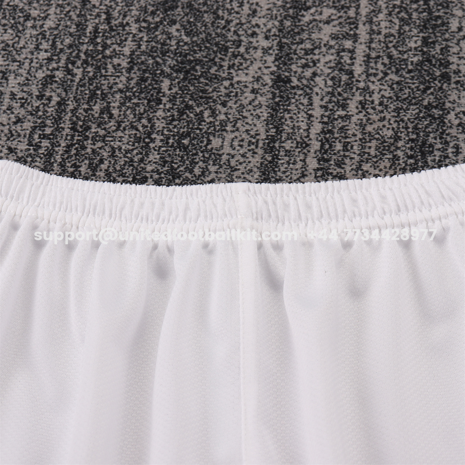 Unitedfootballkit.com | Retro Manchester United 2005-06 Home Kids Kit -Customize Name, Number and Patch | Worldwide Shipping