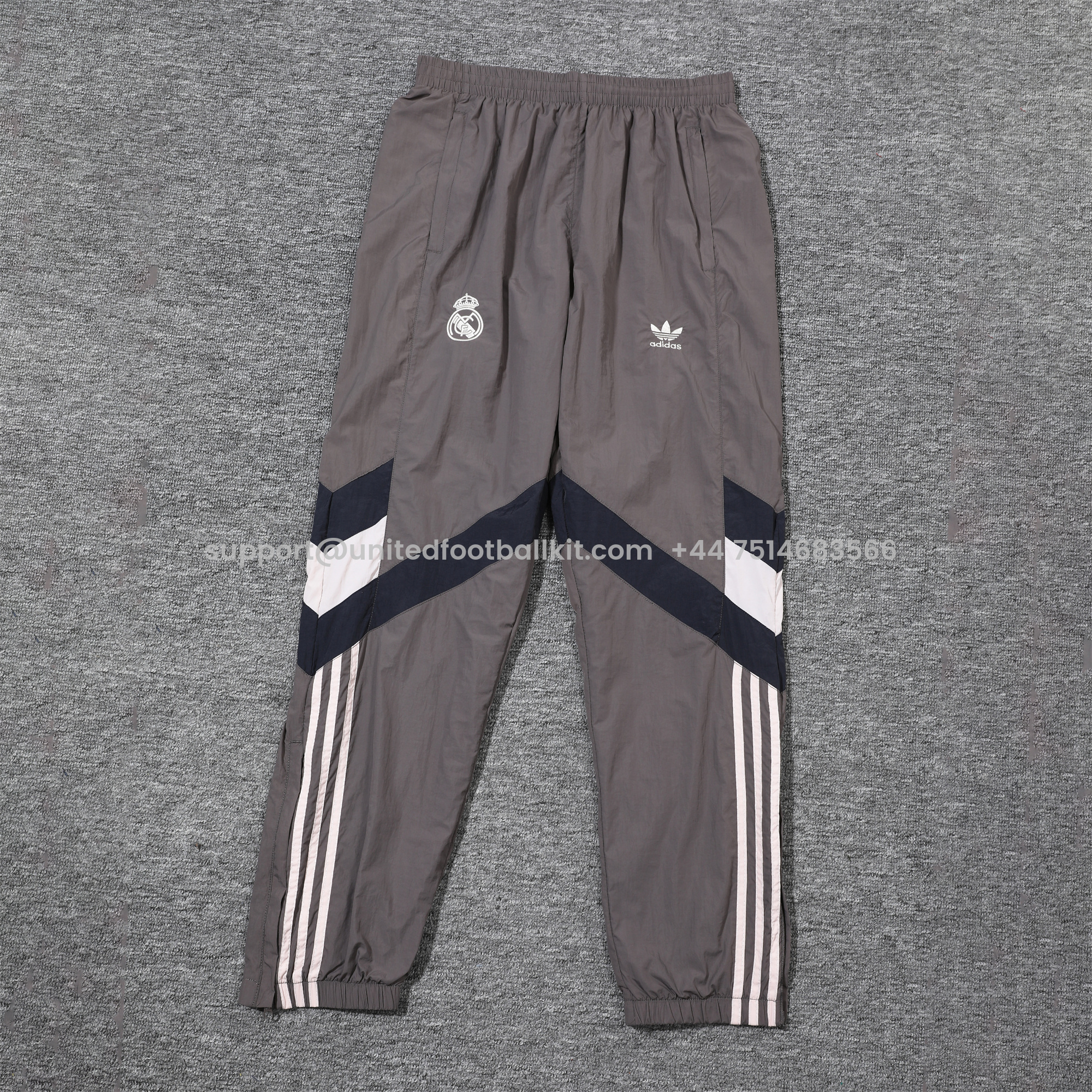 Unitedfootballkit.com | Real Madrid 24-25 Throwback Windbreaker Suit - Grey Jackets & Pants -Customize Name, Number and Patch | Worldwide Shipping