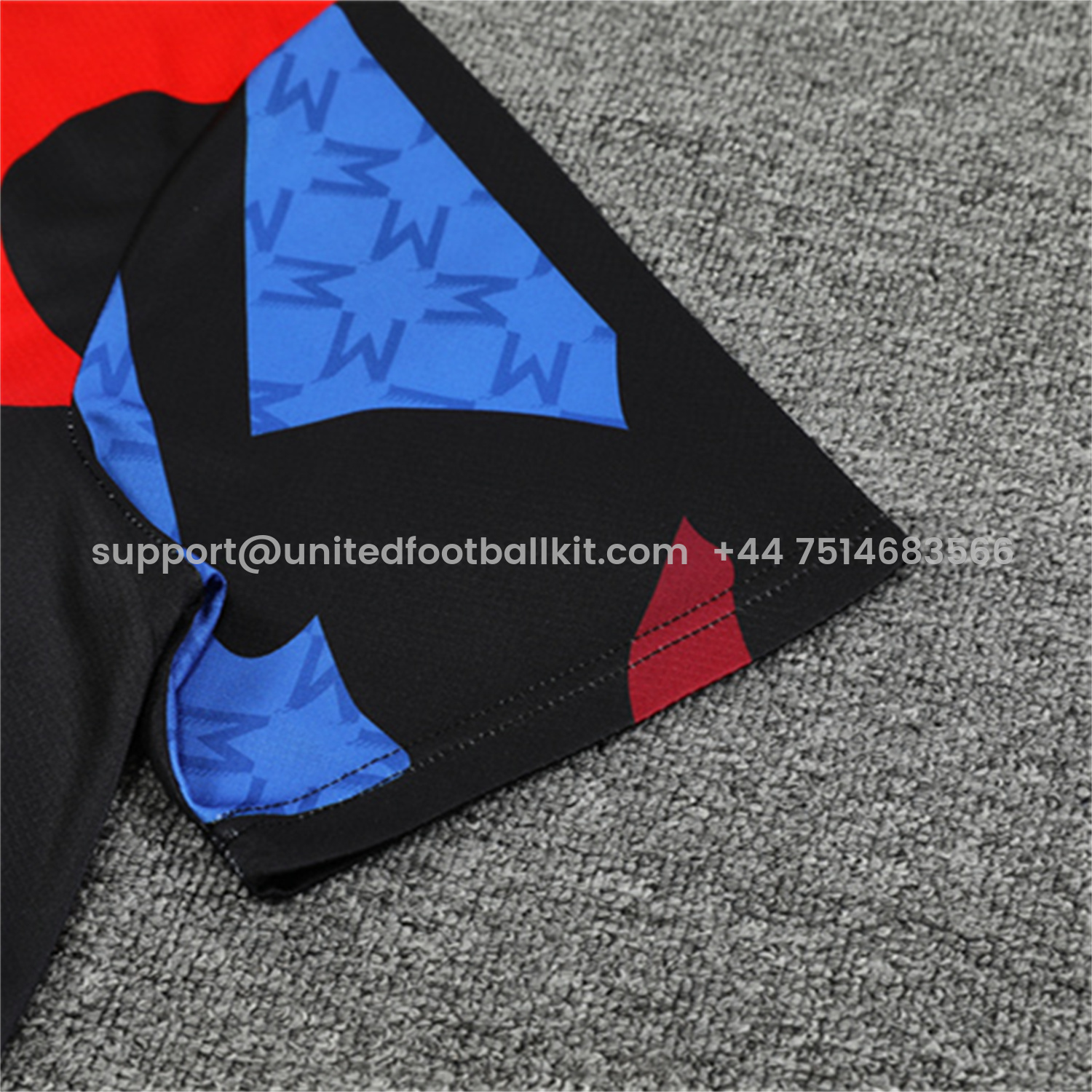 Unitedfootballkit.com | Manchester United 24-25 Pre-Match Short-Sleeve Training Set - Camouflage -Customize Name, Number and Patch | Worldwide Shipping