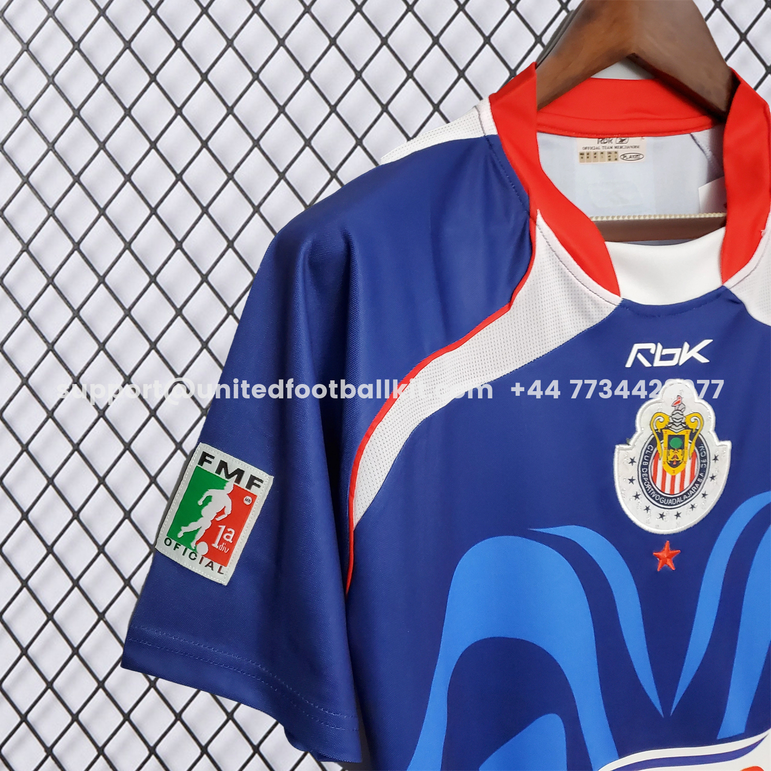 Unitedfootballkit.com | Retro Chivas de Guadalajara 2006-07 Away Jersey -Customize Name, Number and Patch | Worldwide Shipping