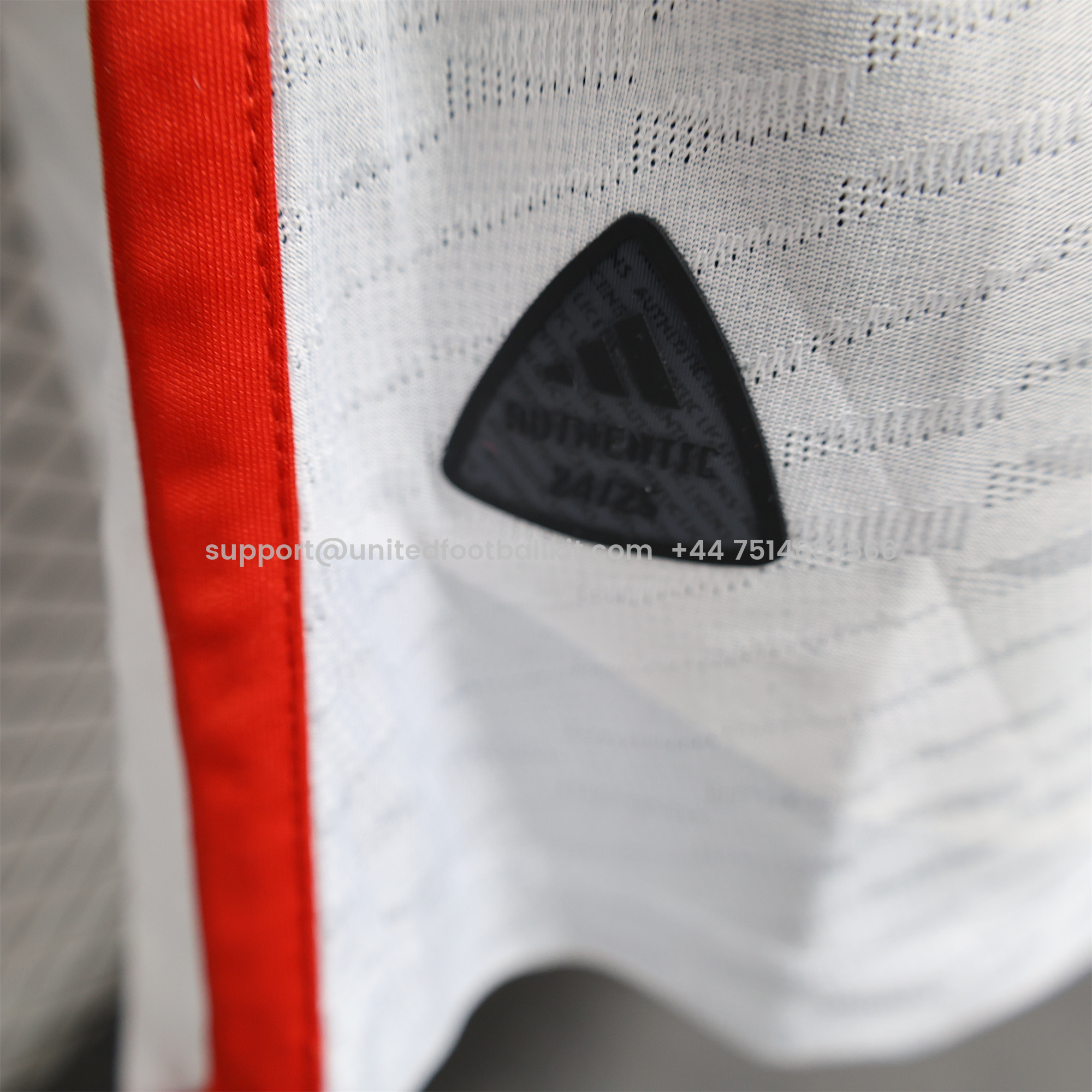 Unitedfootballkit.com | Flamengo 2024 Away Long Sleeve Jersey - Player Version -Customize Name, Number and Patch | Worldwide Shipping