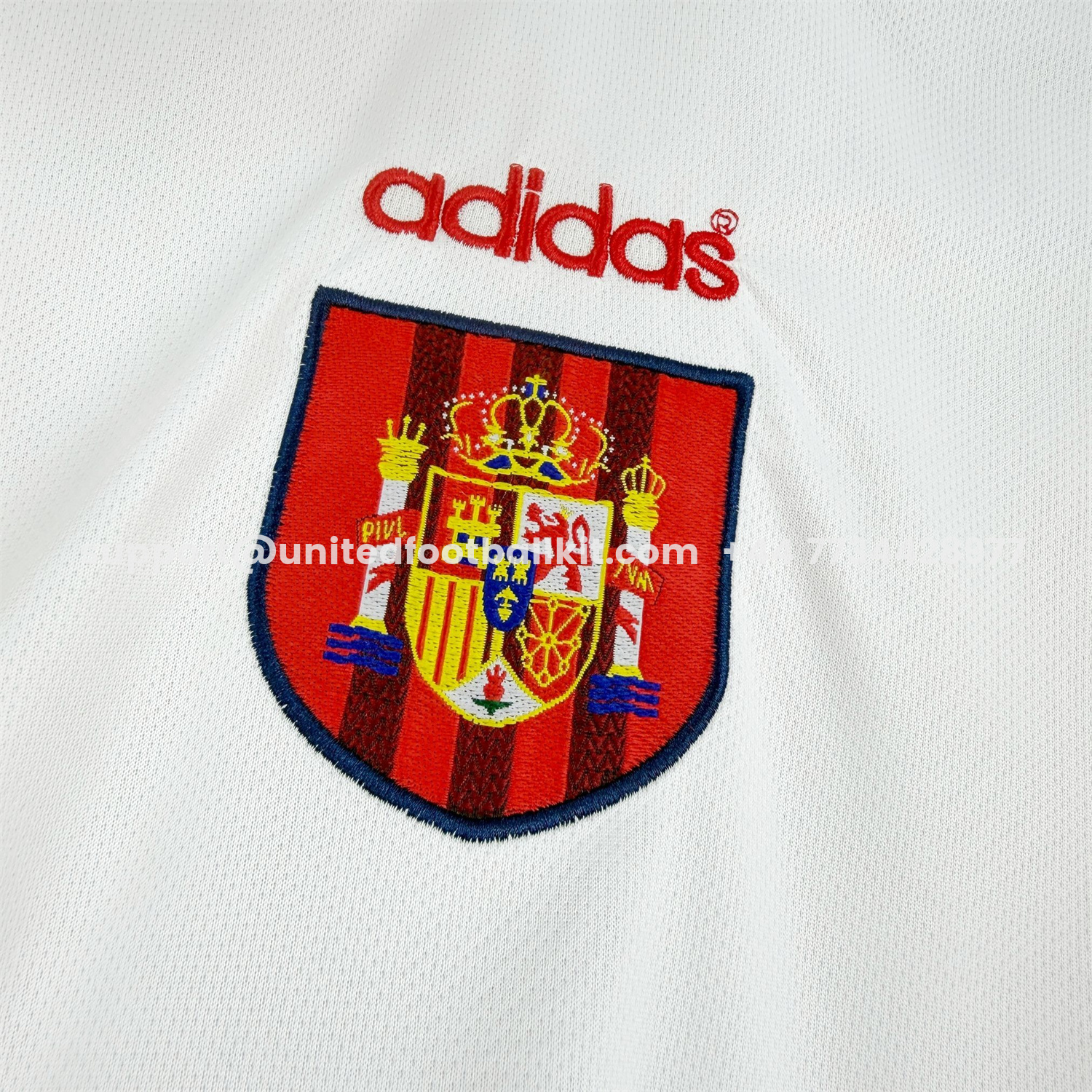 Unitedfootballkit.com | Retro Spain 1996 Away Long Sleeves Jersey - Fans Version -Customize Name, Number and Patch | Worldwide Shipping