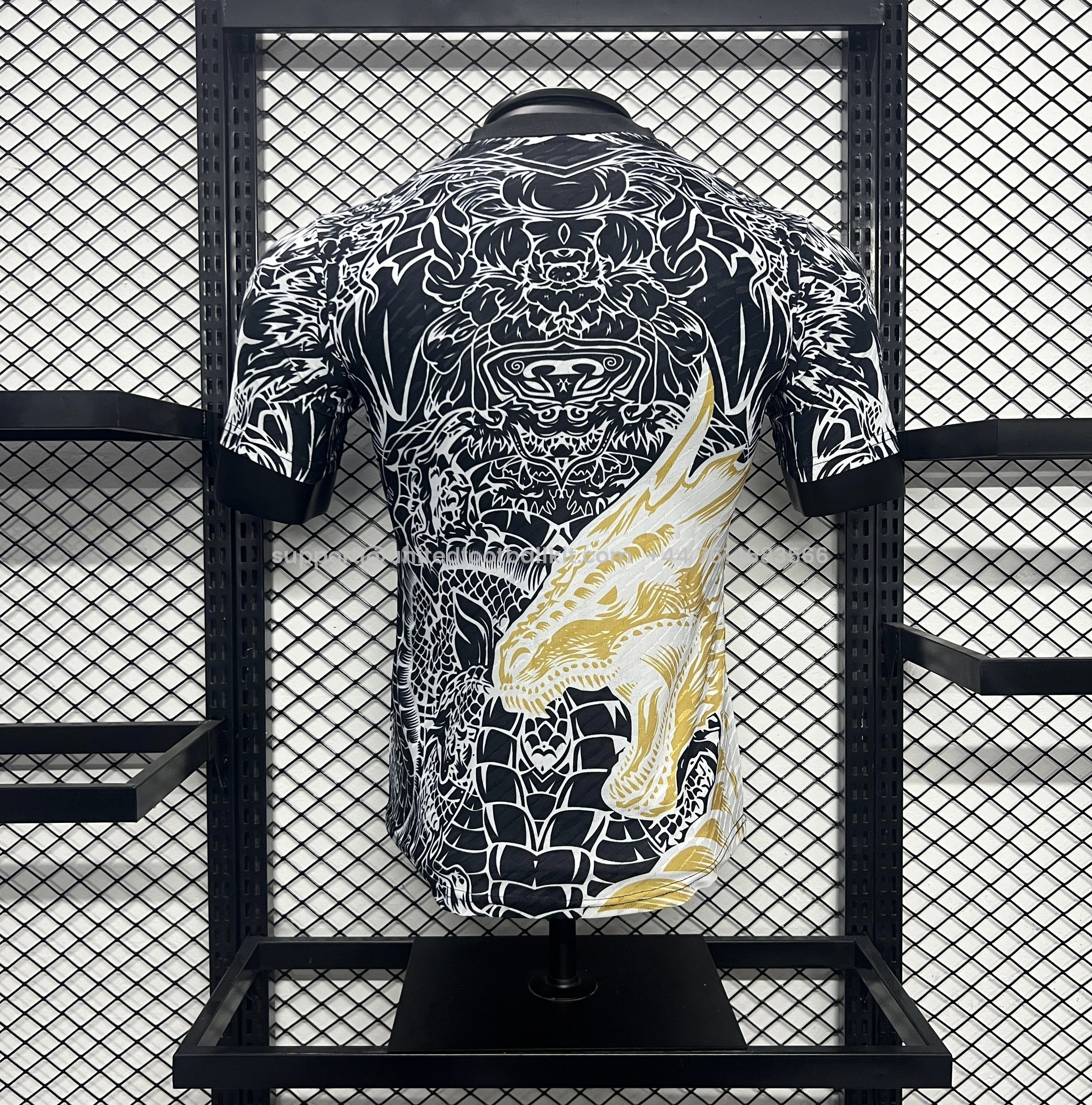 Unitedfootballkit.com | Real Madrid 24-25 White Dragon Special Edition Black Jersey - Player Version -Customize Name, Number and Patch | Worldwide Shipping