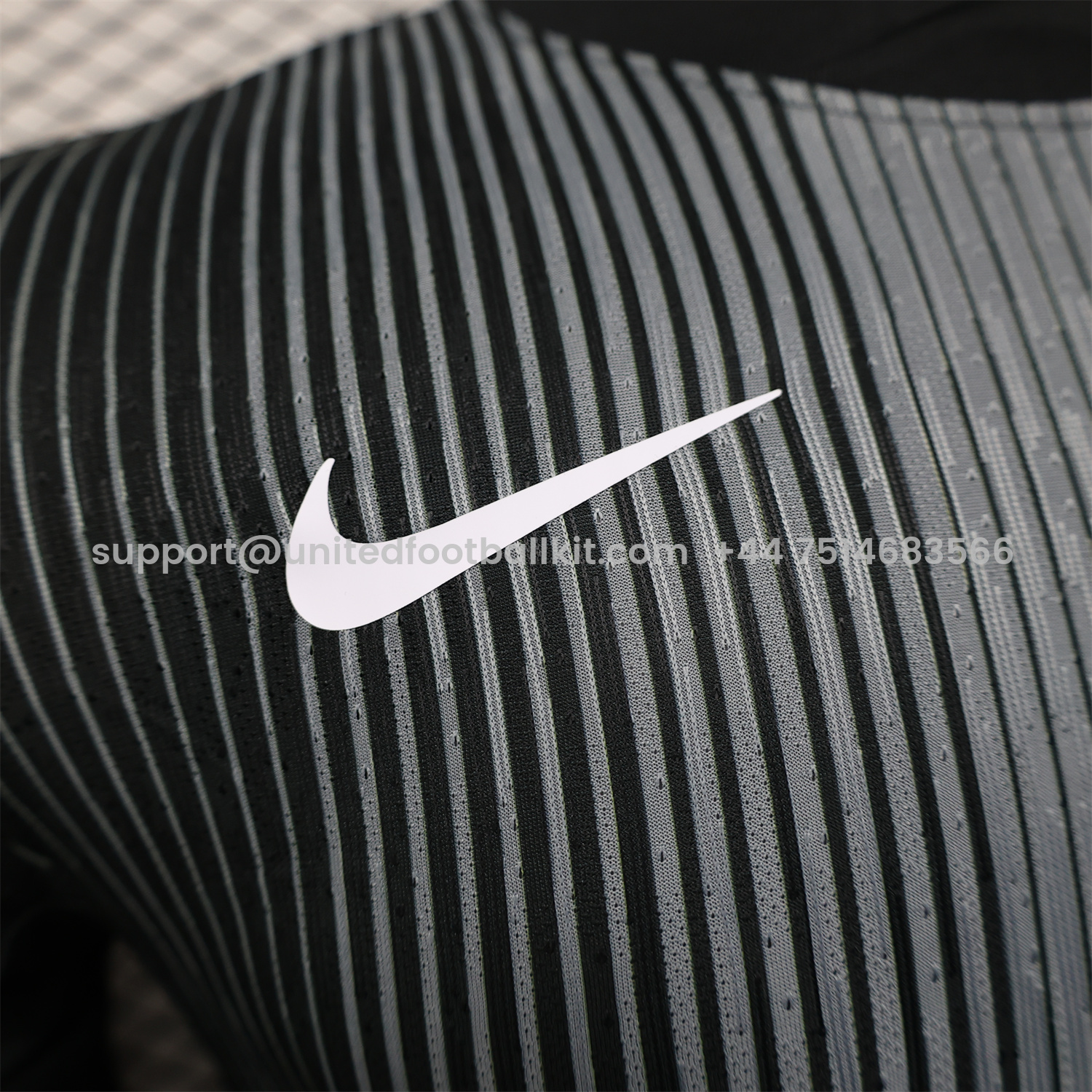 Unitedfootballkit.com | Paris Saint-Germain PSG 25-26 Black GK Goalkeeper Unsponsored Jersey - Player Version -Customize Name, Number and Patch | Worldwide Shipping