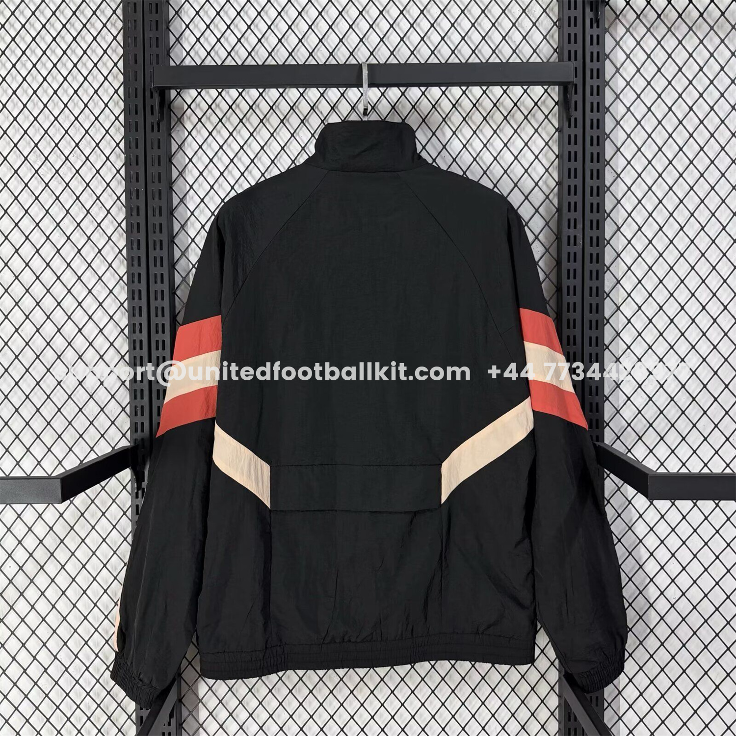 Unitedfootballkit.com | Lyon 25-26 Training Windbreaker Jacket - Black -Customize Name, Number and Patch | Worldwide Shipping