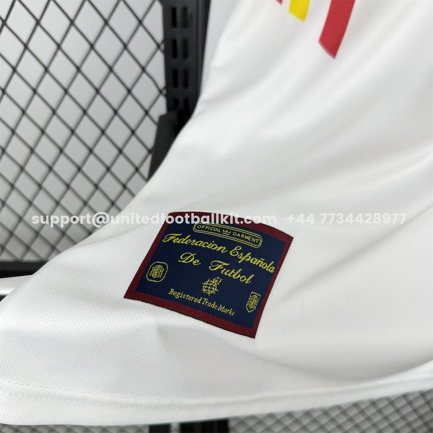 Unitedfootballkit.com | Retro Spain 1996 Away Long Sleeves Jersey - Fans Version -Customize Name, Number and Patch | Worldwide Shipping