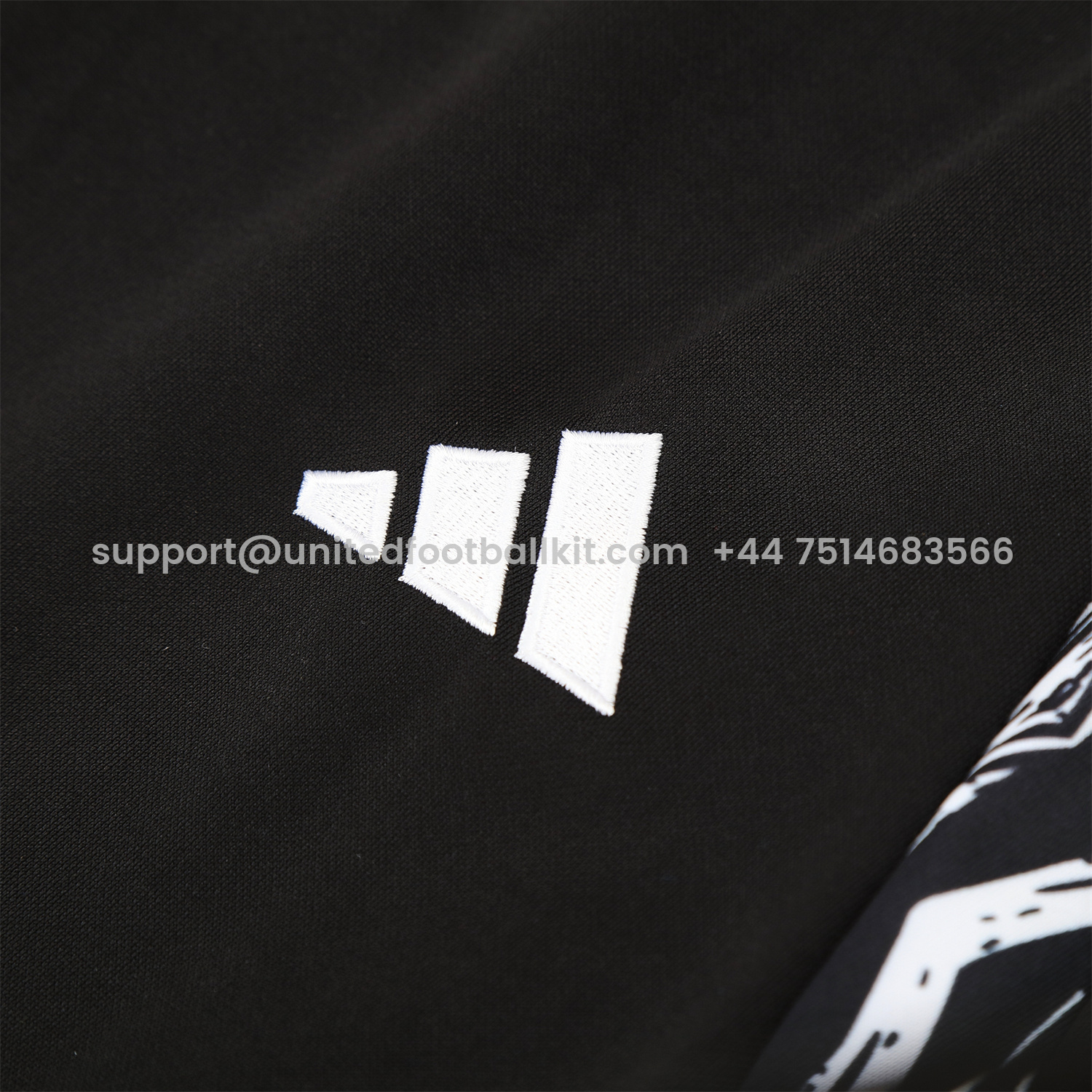 Unitedfootballkit.com | Arsenal 25-26 Training Hoodie Set - Red Green Hoodie and Black Pants -Customize Name, Number and Patch | Worldwide Shipping