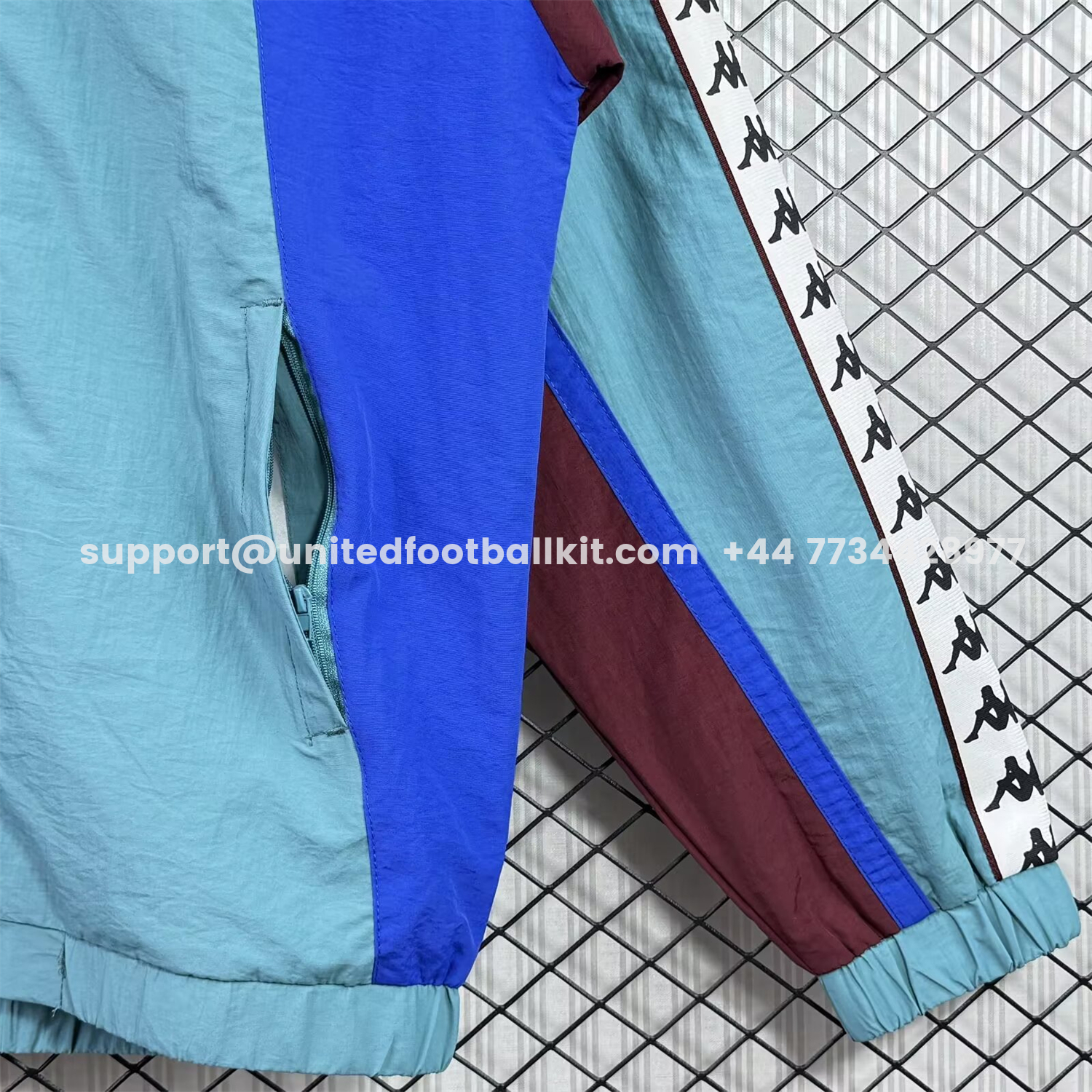 Unitedfootballkit.com | Retro Barcelona 1994-95 Windbreaker Jacket - Blue -Customize Name, Number and Patch | Worldwide Shipping