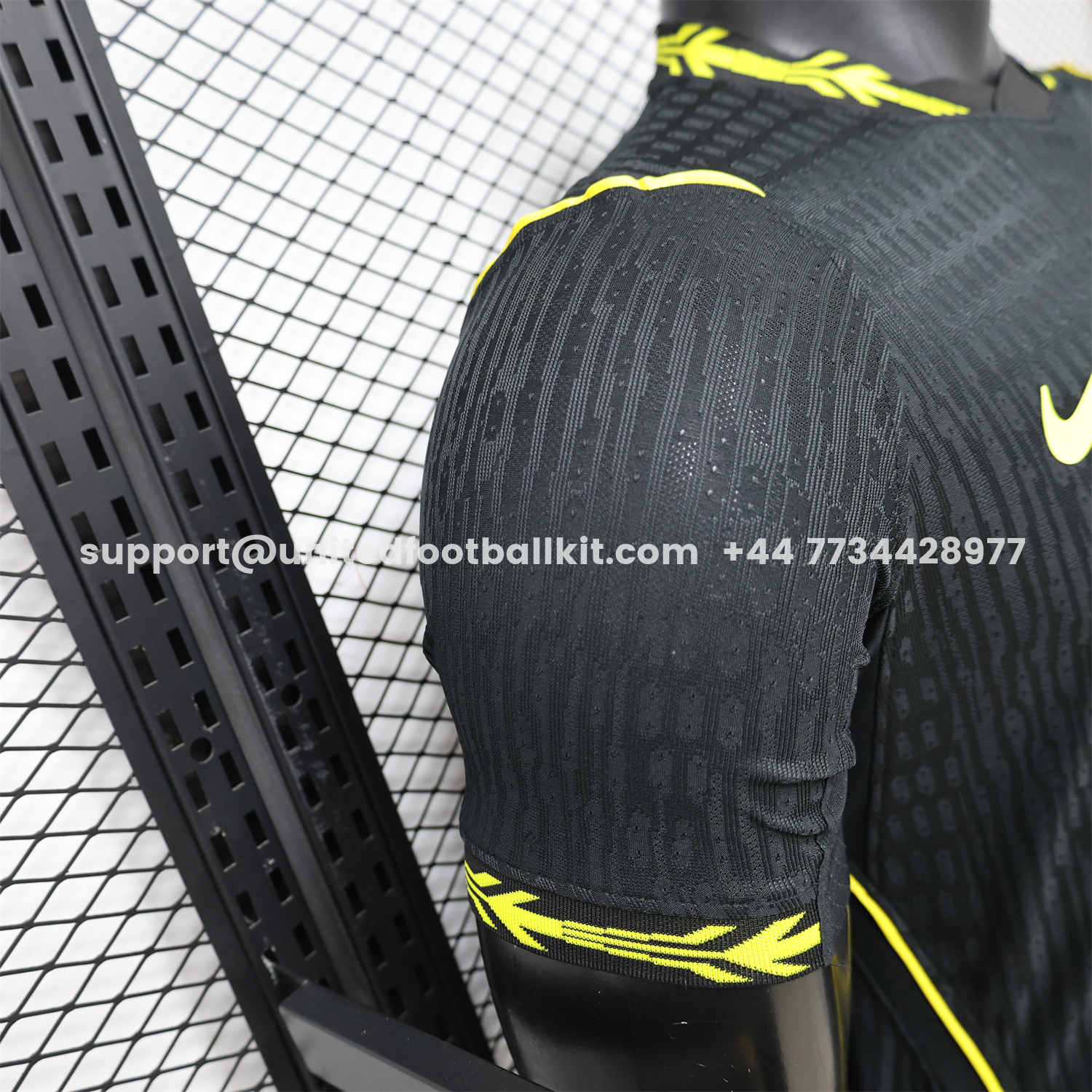 Unitedfootballkit.com | C.H.E.L.S.E.A 25-26 Black With Gold Special Jersey - Player Version -Customize Name, Number and Patch | Worldwide Shipping