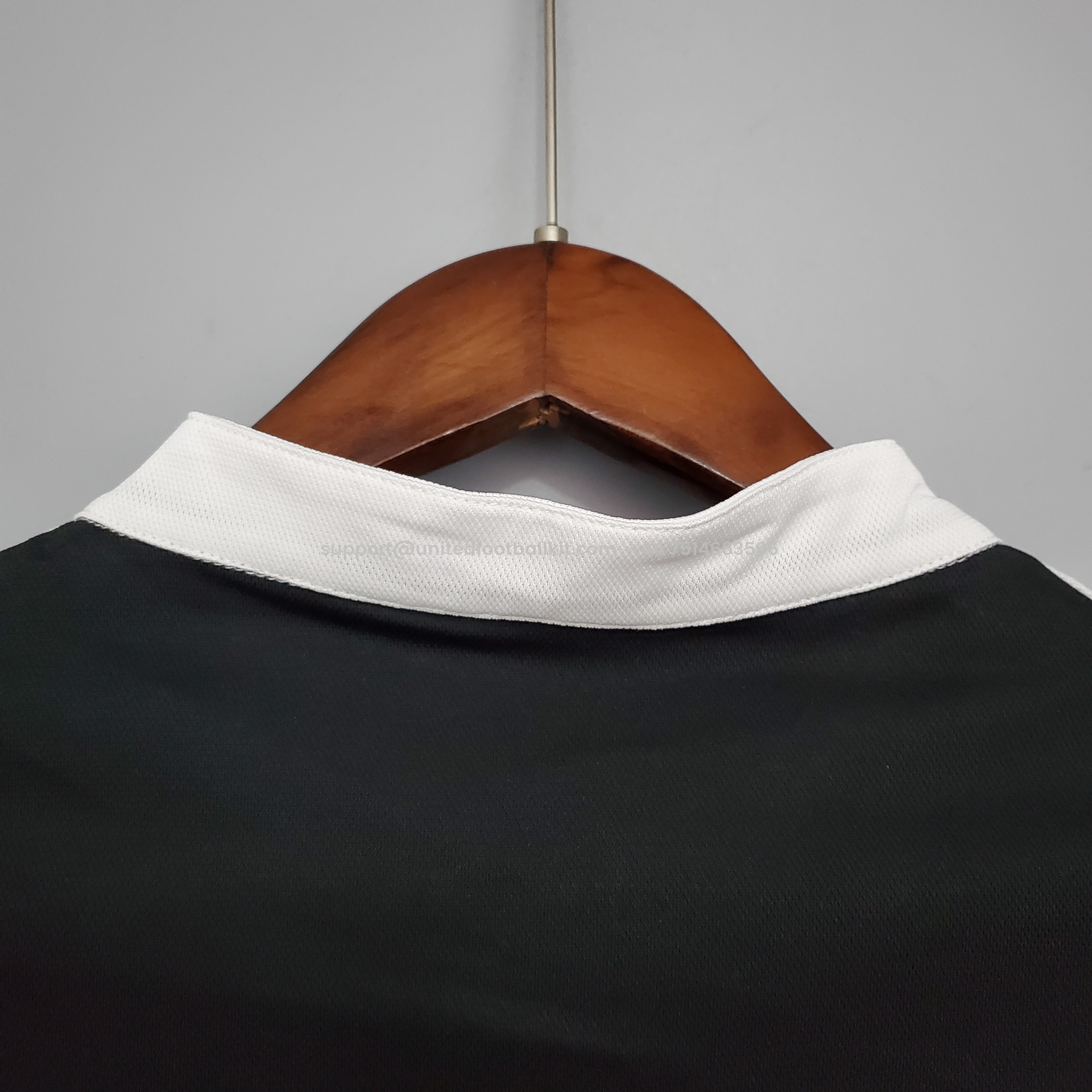 Unitedfootballkit.com | Retro Juventus 2017-18 Home Stadium Jersey -Customize Name, Number and Patch | Worldwide Shipping