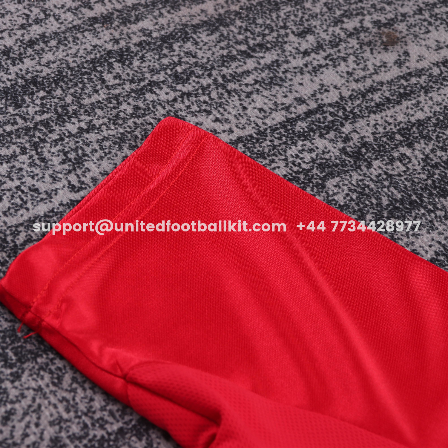 Unitedfootballkit.com | Retro Manchester United 1999-00 Home Kids Kit -Customize Name, Number and Patch | Worldwide Shipping