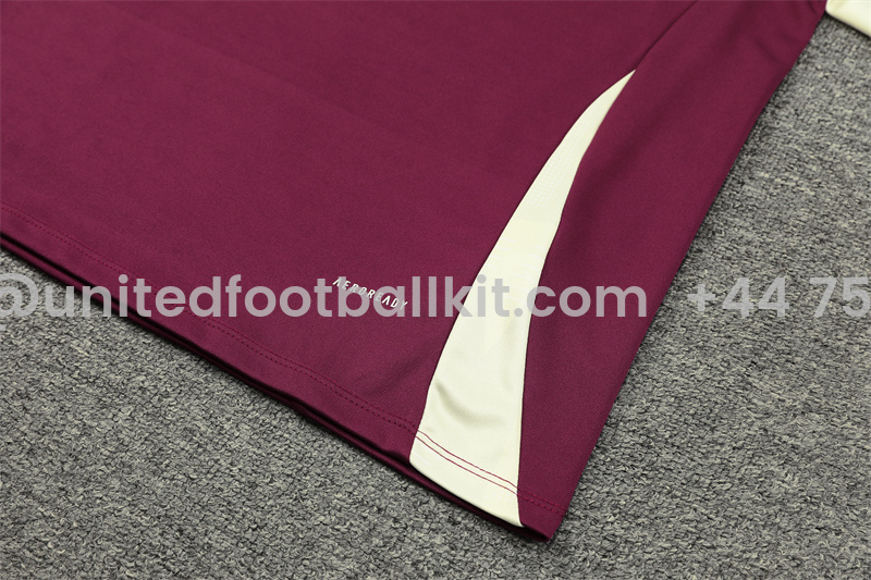 Unitedfootballkit.com | Bayern Munich 24-25 Long Sleeve Training Set - Red -Customize Name, Number and Patch | Worldwide Shipping