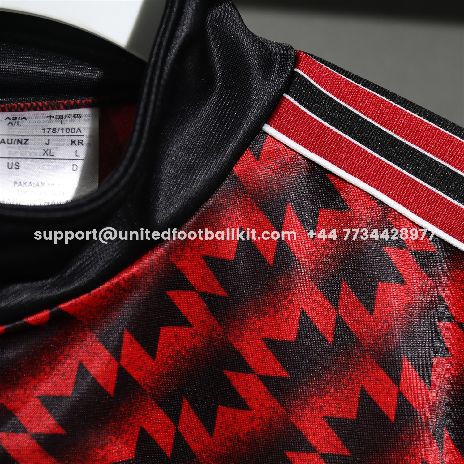 Unitedfootballkit.com | Manchester United 25-26 Training Set - Red Black Top and Black Pants -Customize Name, Number and Patch | Worldwide Shipping