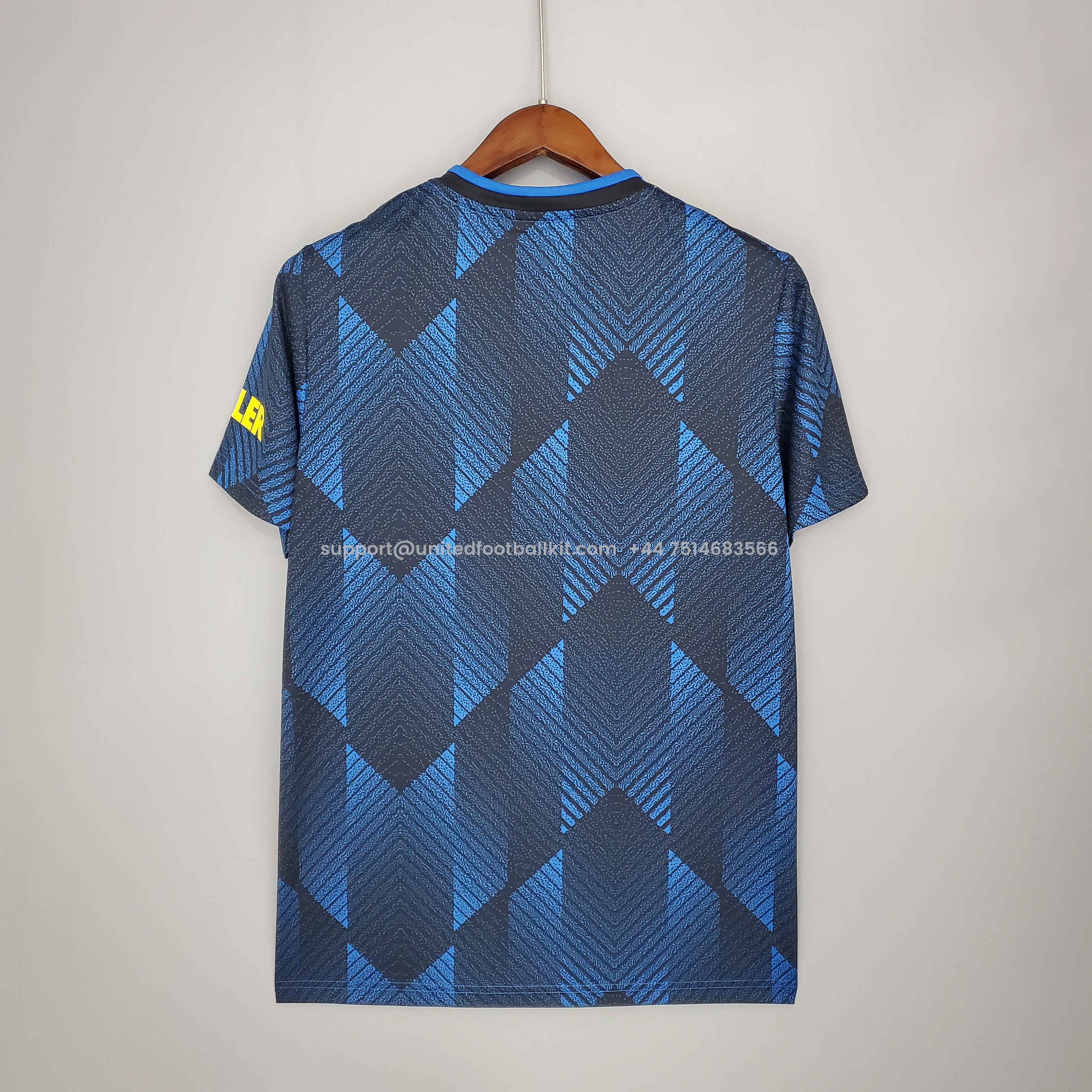 Unitedfootballkit.com | Retro Manchester United 21-22 Third Jersey -Customize Name, Number and Patch | Worldwide Shipping