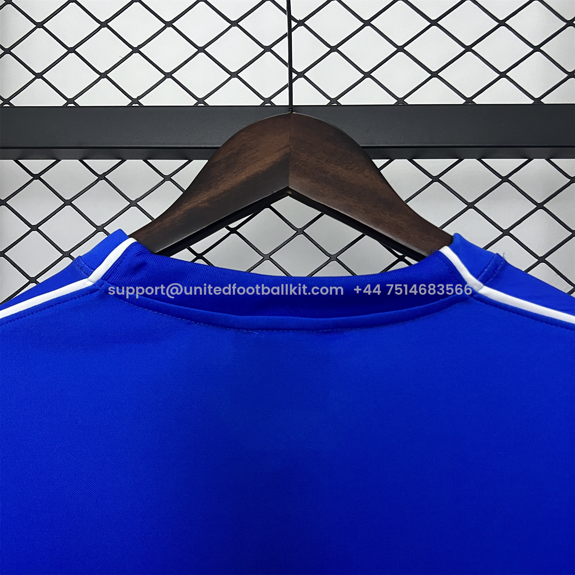 Unitedfootballkit.com | Retro Juventus 1999-00 Away Jersey -Customize Name, Number and Patch | Worldwide Shipping