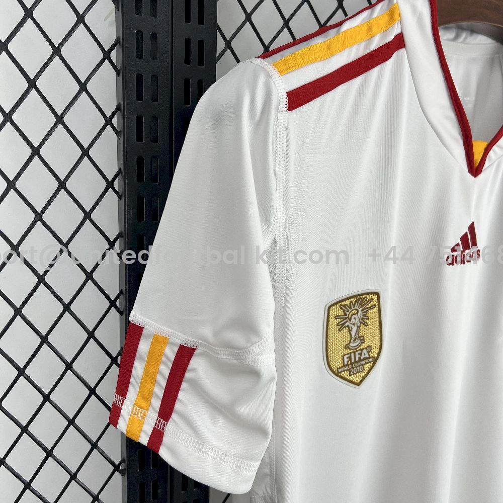 Unitedfootballkit.com | Retro Spain 2011 Away White Jersey -Customize Name, Number and Patch | Worldwide Shipping