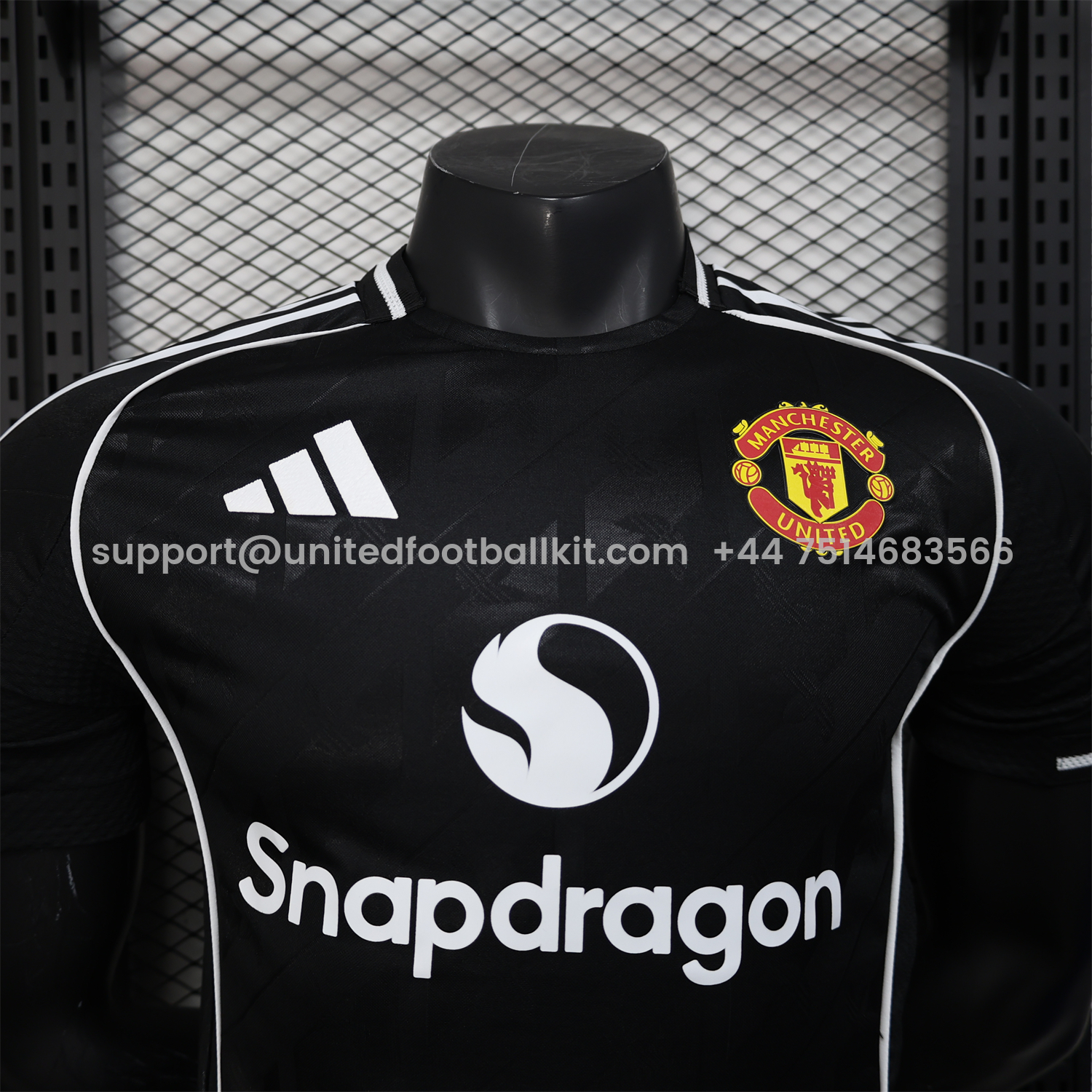 Unitedfootballkit.com | Manchester United 25-26 Black Training Jersey - Player Version -Customize Name, Number and Patch | Worldwide Shipping