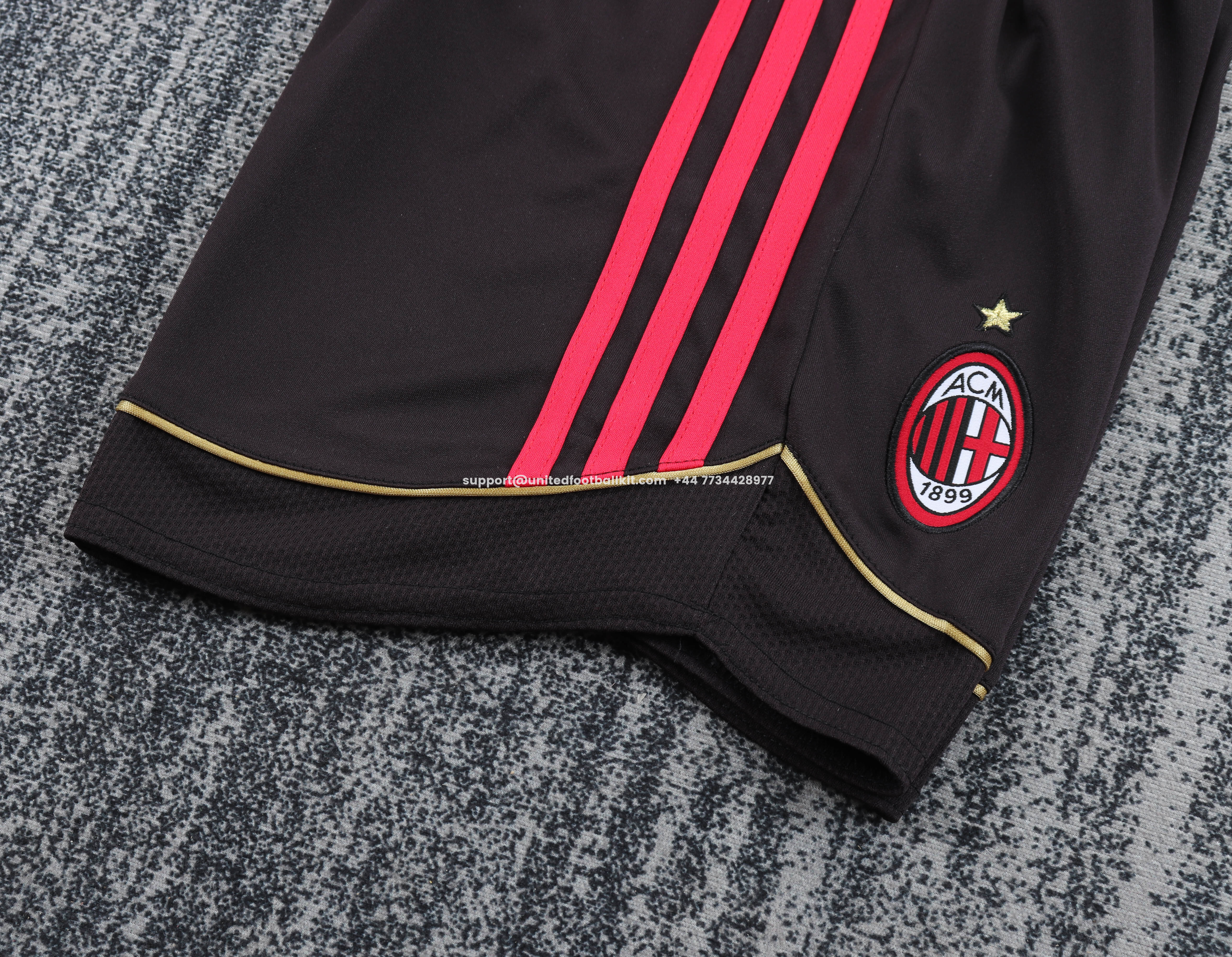 Unitedfootballkit.com | Retro AC Milan 2006-07 Home Long Sleeves Kids Kit -Customize Name, Number and Patch | Worldwide Shipping